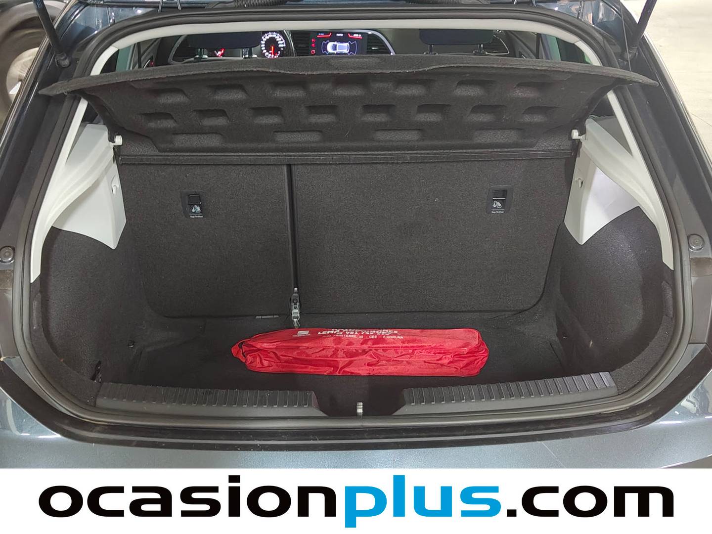 Fotos maletero Seat León Seat León 1.6 TDI S&S Style Visio Edition Nav (115 CV)