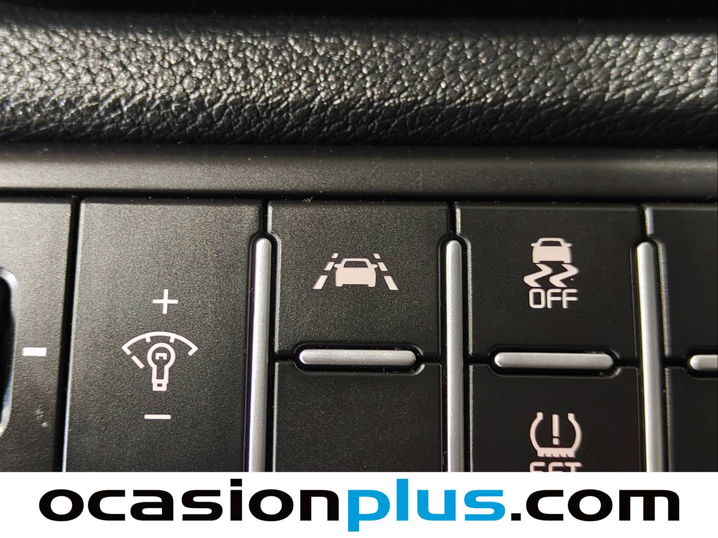 Foto KIA XCeed Kia XCeed 1.6 MHEV Tech DCT (136 CV)