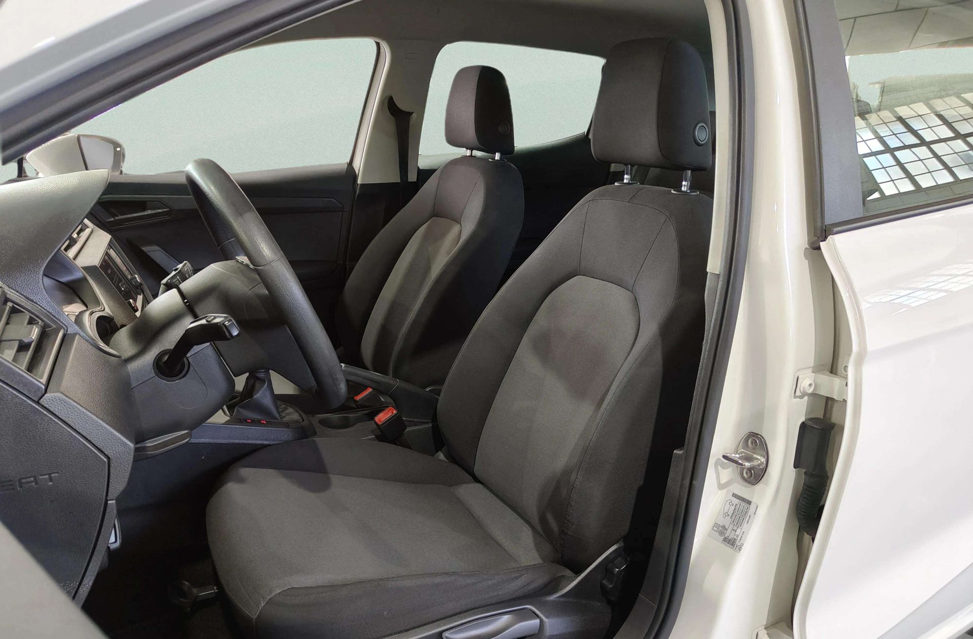 SEAT Ibiza 1.0 Reference Plus - foto 9