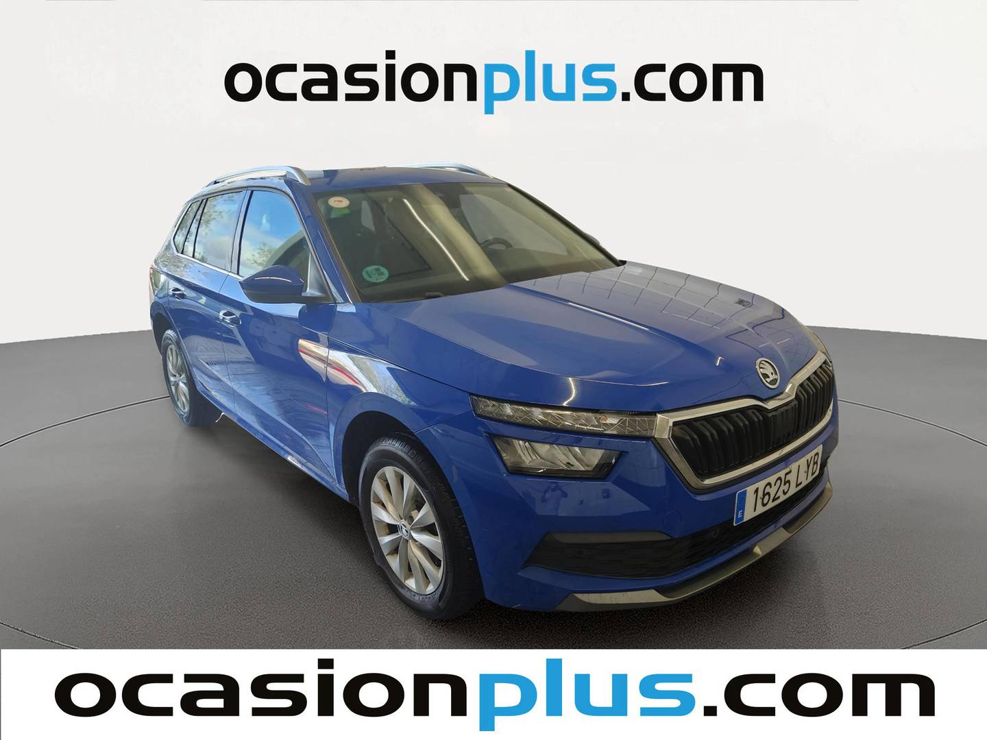 Foto delantera Skoda Kamiq Skoda Kamiq 1.0 TSI Emotion DSG (110 CV) derecha