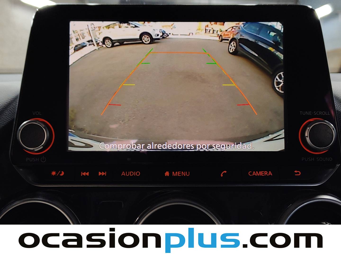 Equipamiento del Nissan JUKE Nissan Juke DIG-T N-Connecta 4x2 (114 CV)