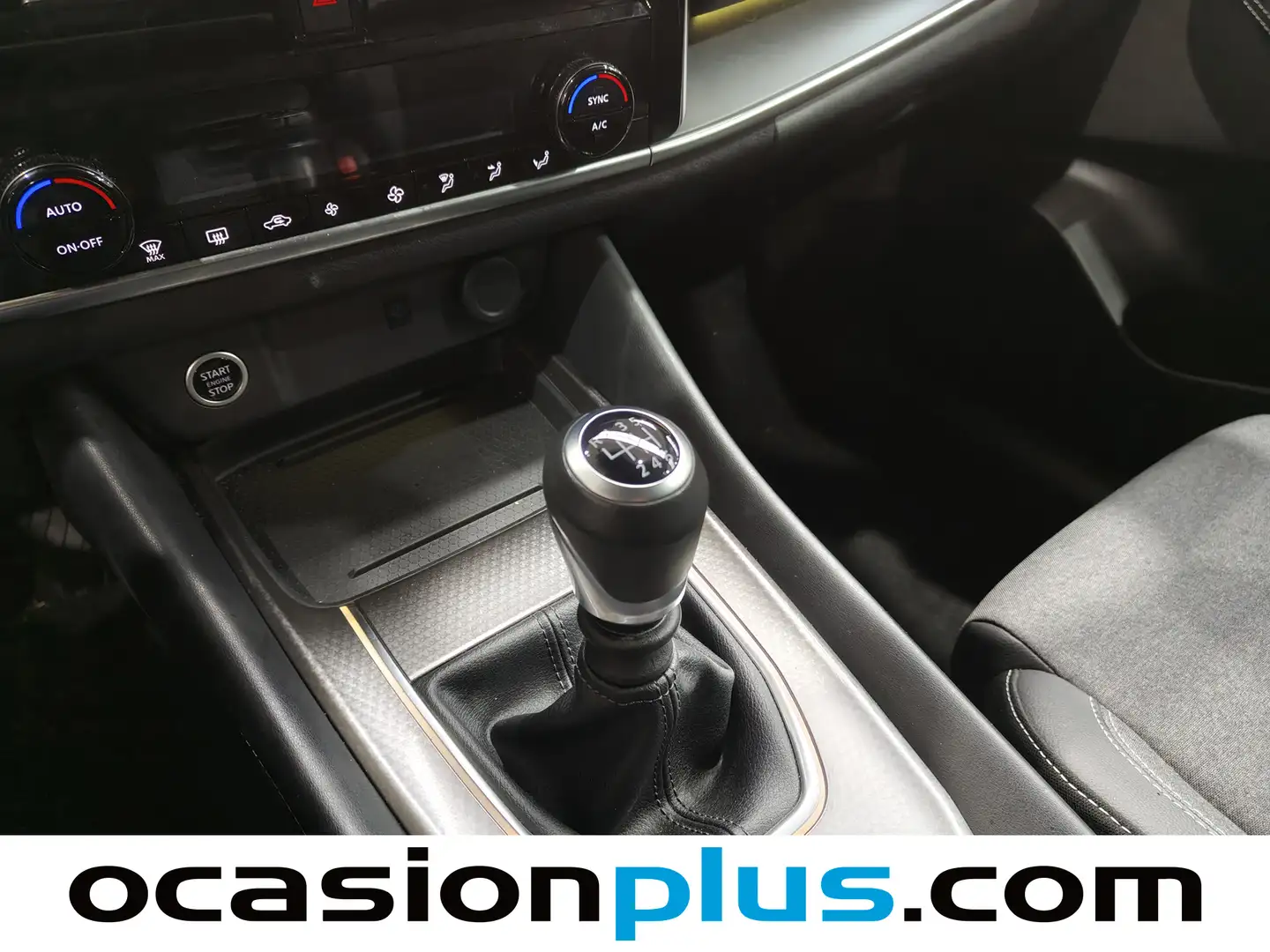 Foto Nissan QASHQAI Nissan Qashqai DIG-T 140 N-Connecta (140 CV)