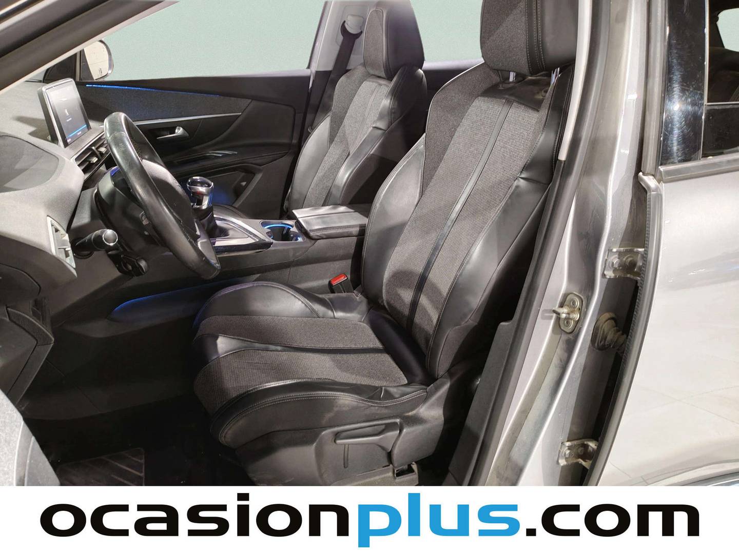 Foto asientos delanteros Peugeot 3008 Peugeot 3008 PureTech 130 S&S Allure (130 CV)