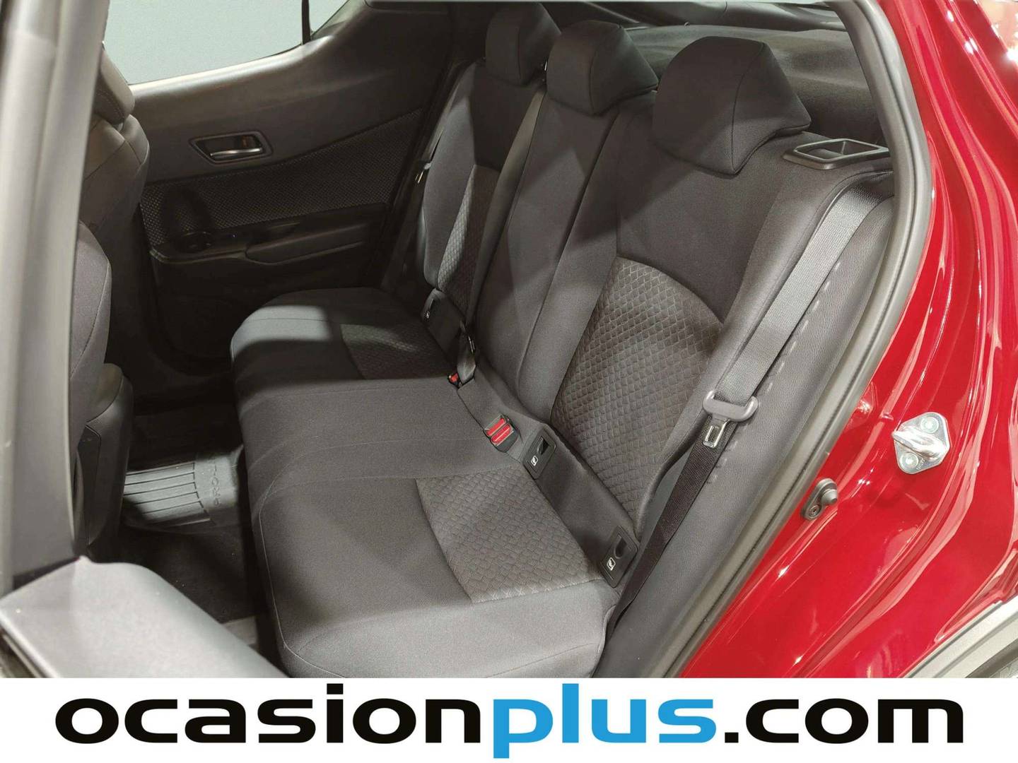 Foto asientos traseros Toyota C-HR Toyota C-HR 1.8 125H Advance (122 CV)