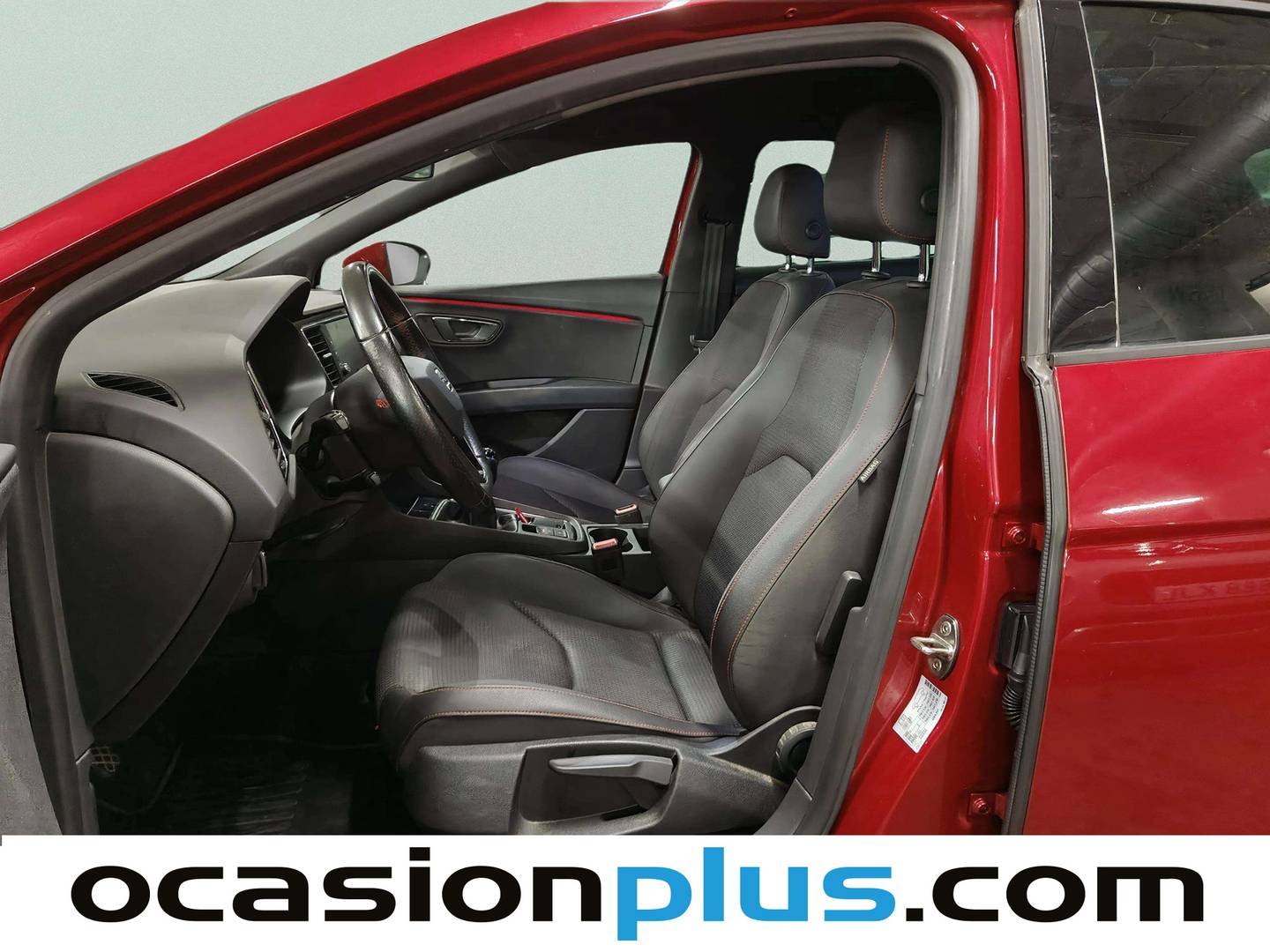 Foto asientos delanteros Seat León Seat León 1.5 TSI S&S FR Edition Plus (150 CV)