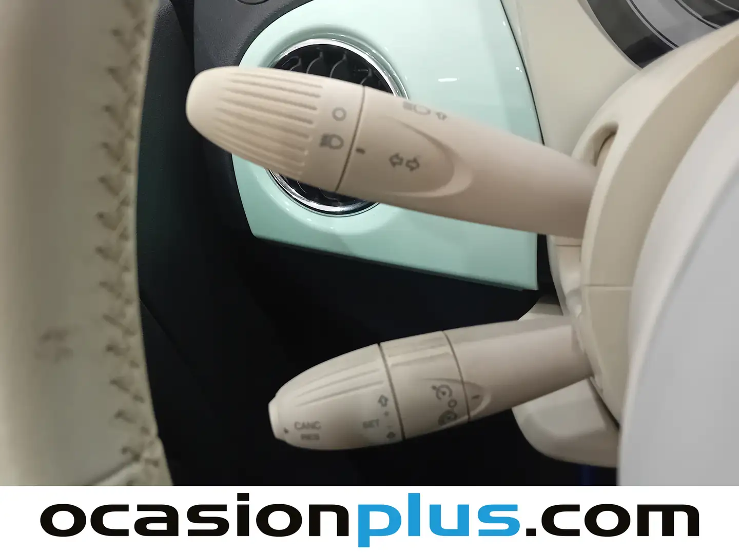 Foto Fiat 500 Fiat 500 1.2 8v Lounge (69 CV)