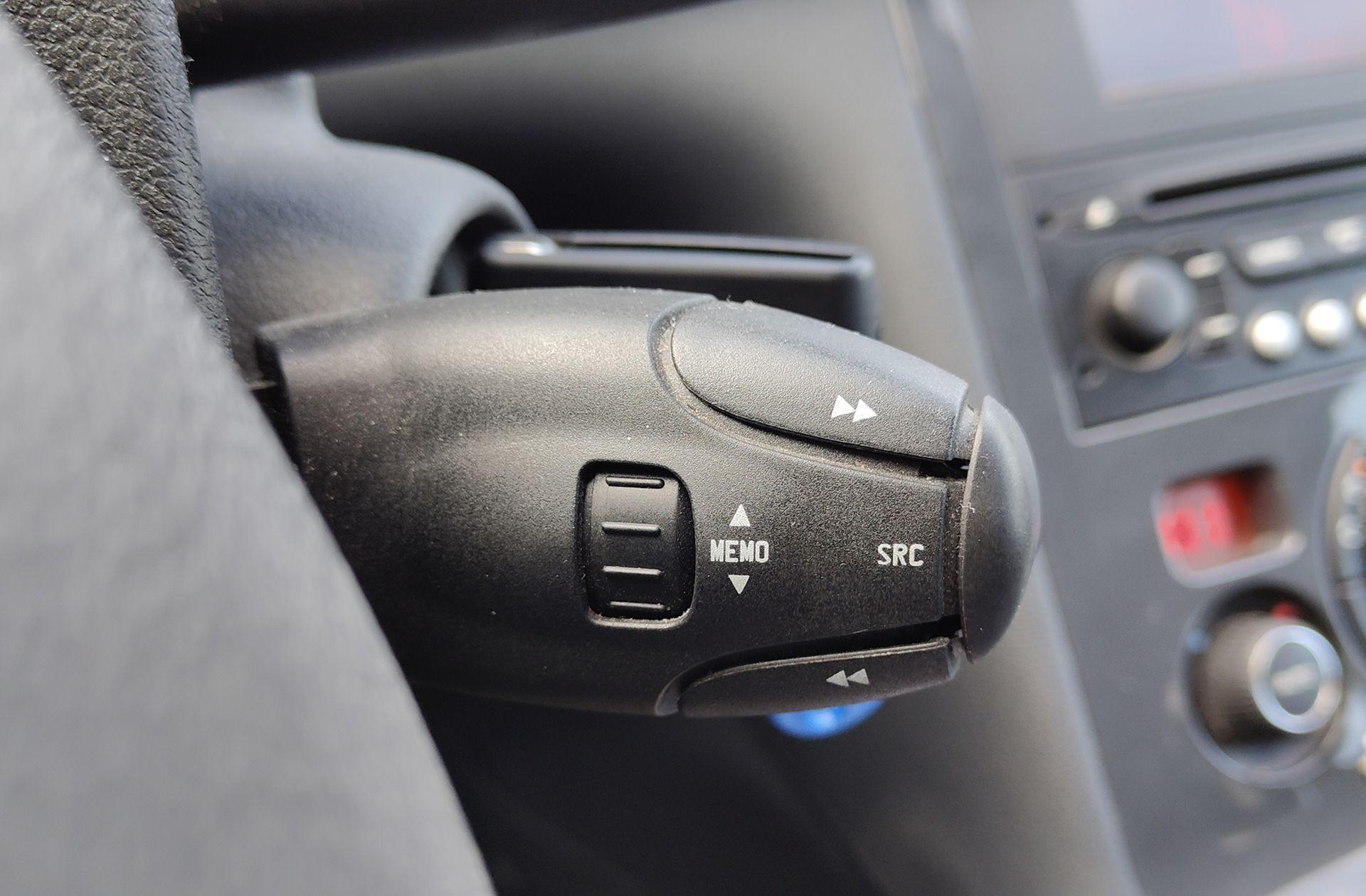 Peugeot 3008 1.6 THP Premium - foto 21
