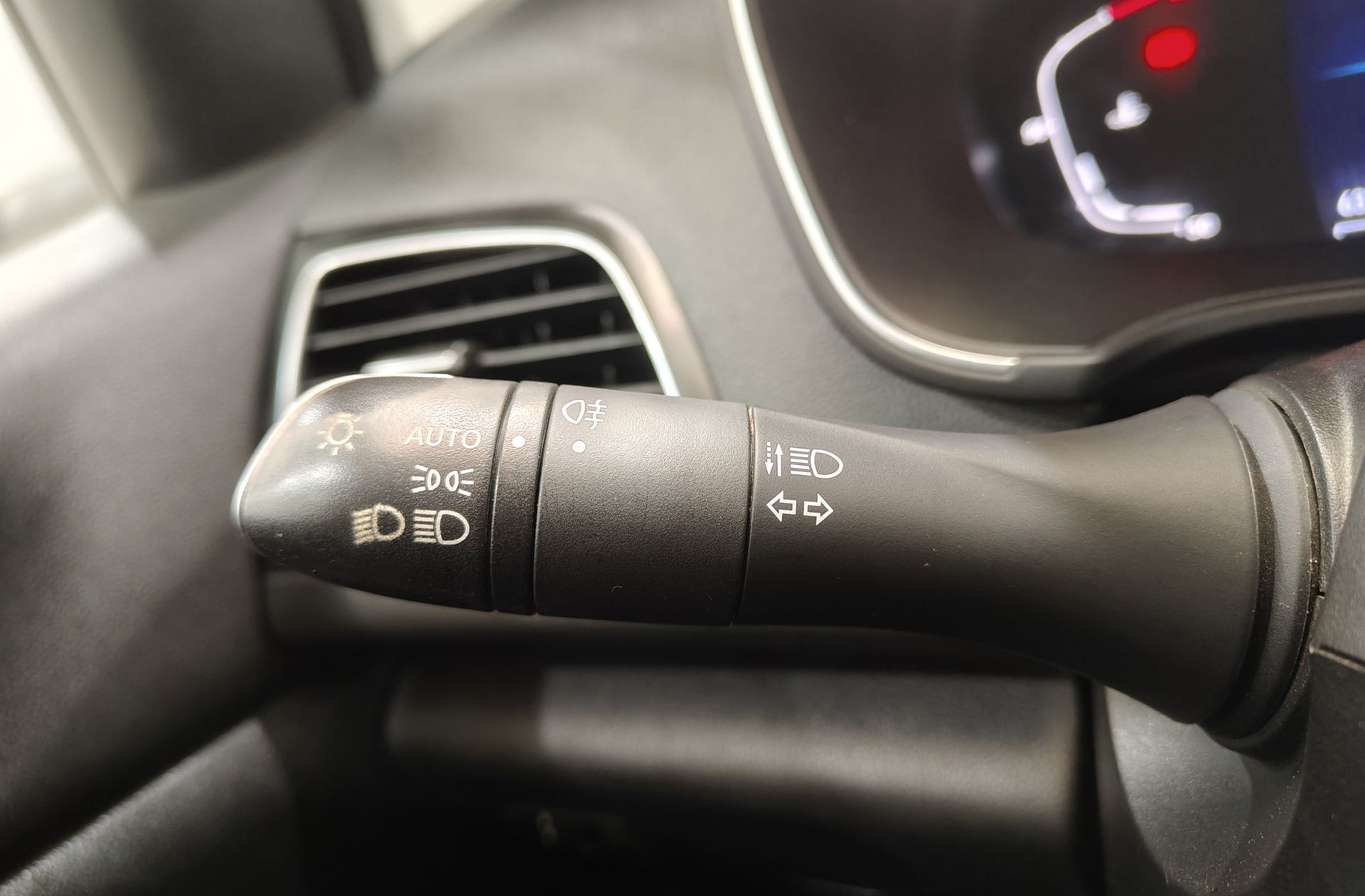 Renault Mégane Intens TCe GPF - foto 20