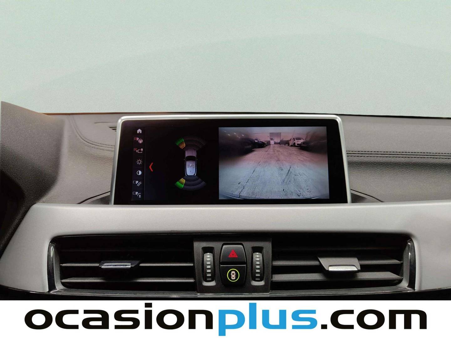 Equipamiento del BMW X2 BMW X2 sDrive18d Business (150 CV)