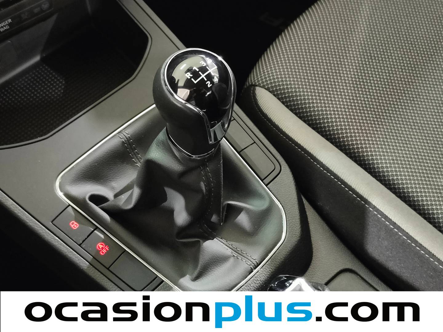 Foto Seat Ibiza SEAT Ibiza 1.0 MPI Style Plus (80 CV)