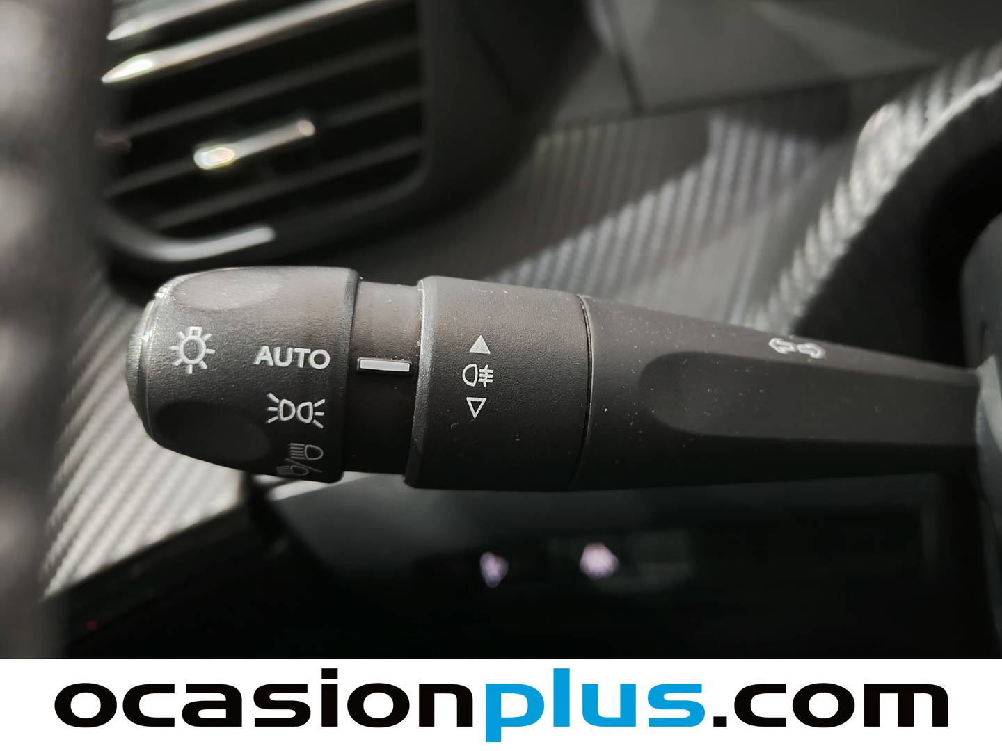 Foto Peugeot 2008 Peugeot 2008 BlueHDi 100 Allure (100 CV)