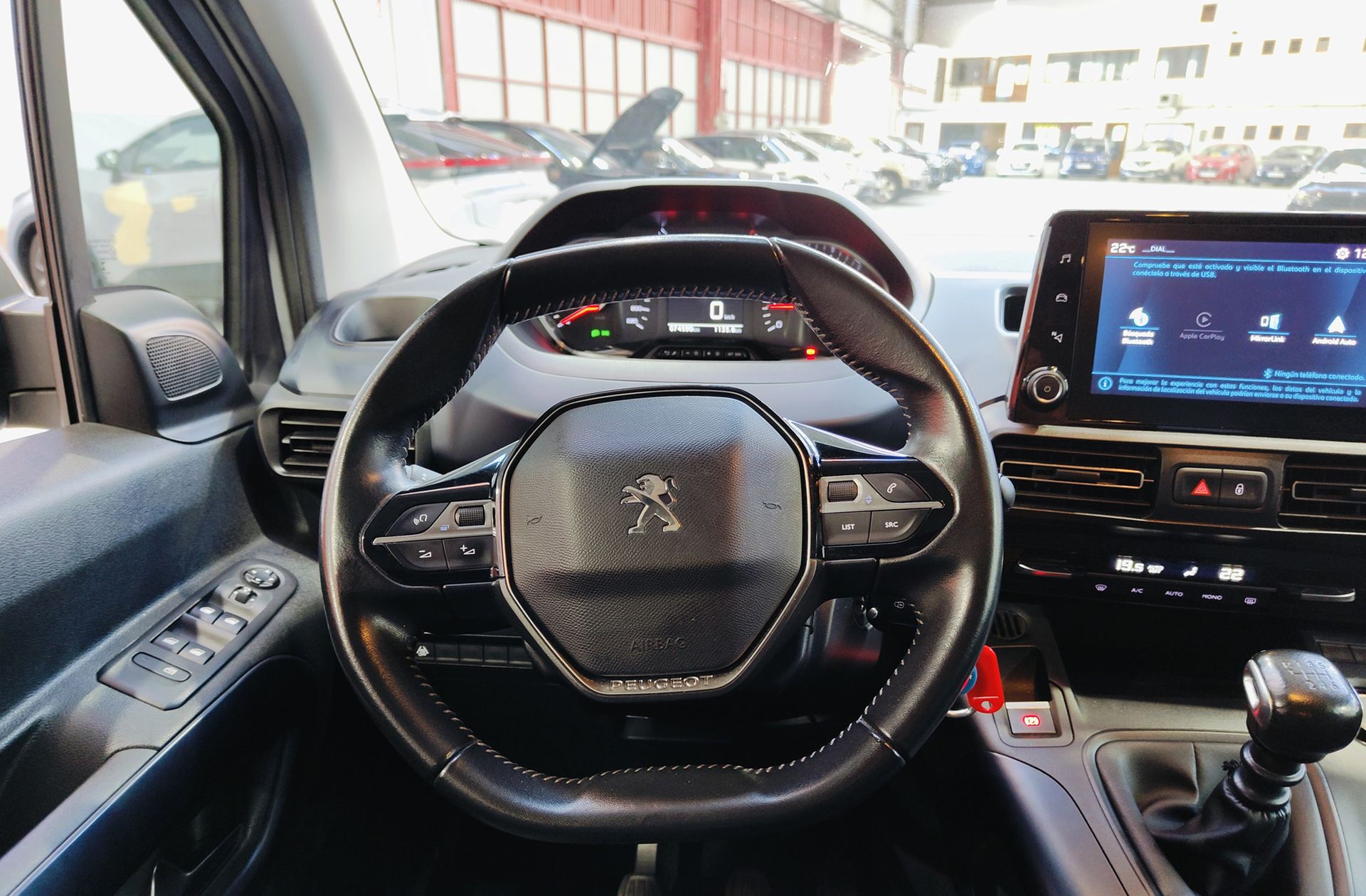 Peugeot Rifter BlueHDi 130 Allure Standard 7 plazas - foto 24