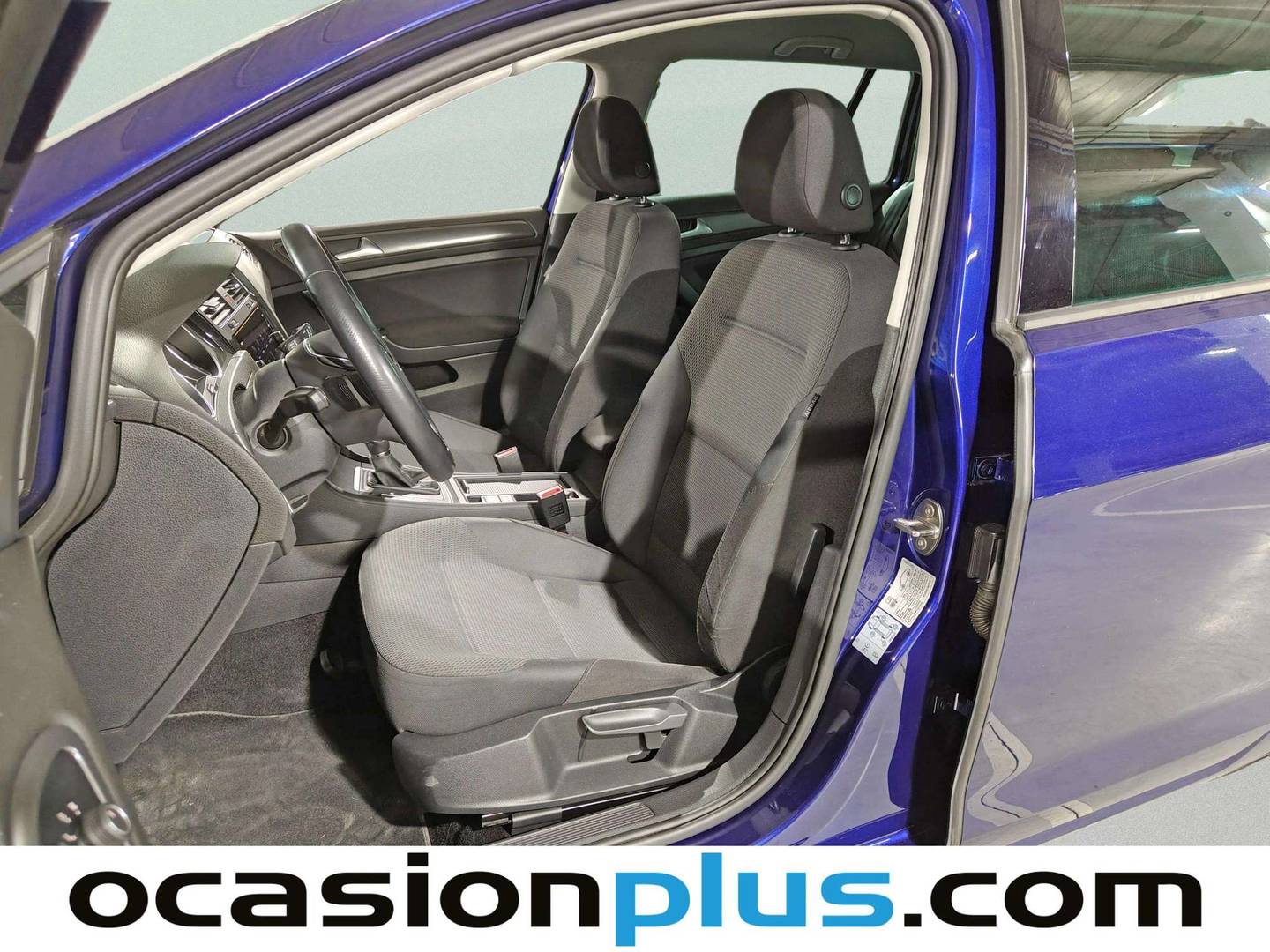 Foto asientos delanteros Volkswagen Golf Volkswagen Golf Variant Advance 1.5 TSI (130 CV) DSG