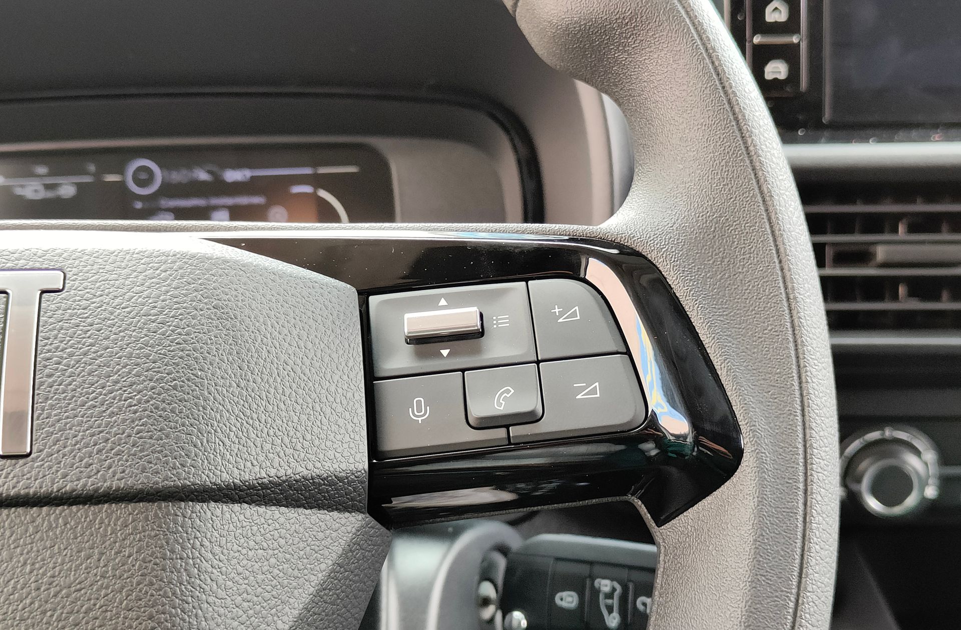 Fiat Doblò Furgon Furgón BlueHDi 100 M - foto 23