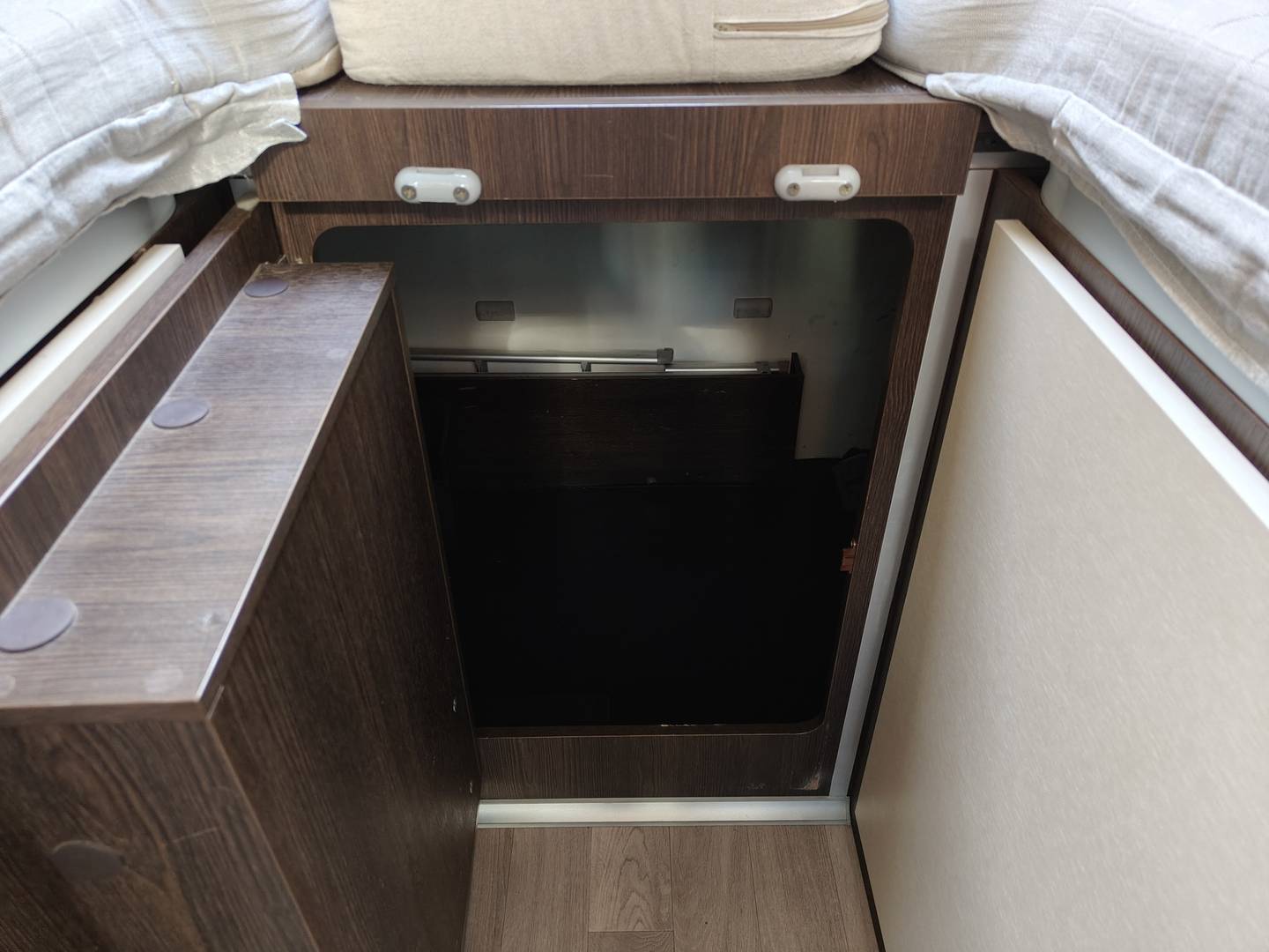 Foto Ford Tessoro Ford Tessoro 463 UP (170 CV)