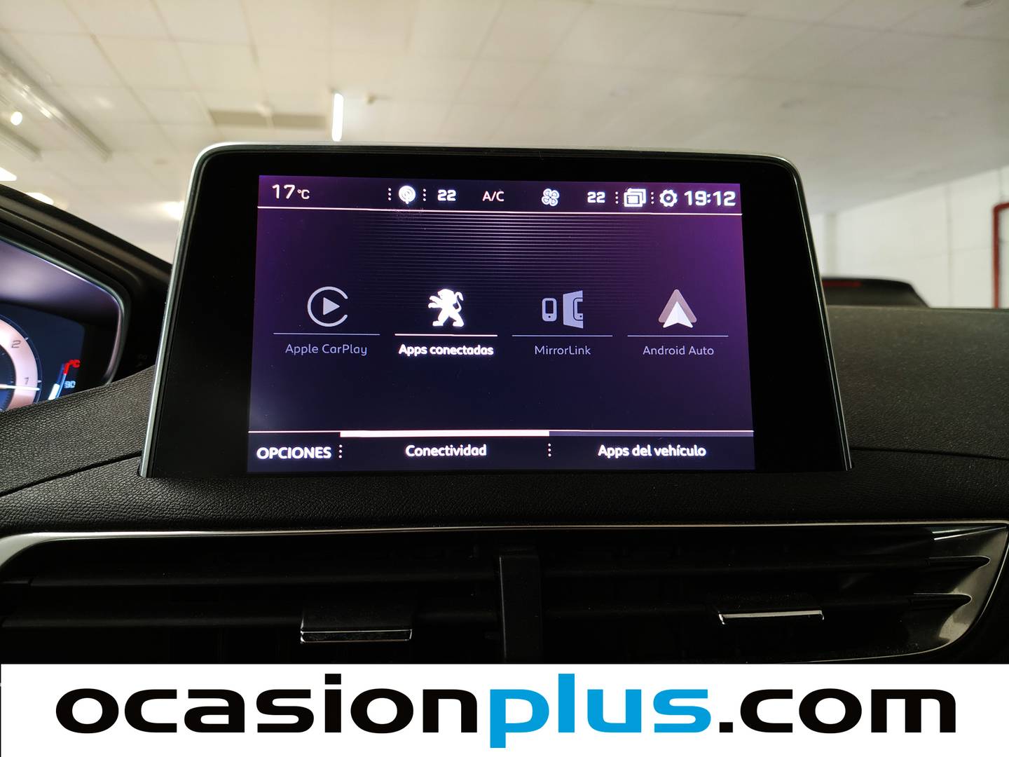 Equipamiento del Peugeot 5008 Peugeot 5008 BlueHDI 130 S&S GT Line EAT8 (130 CV) 7 Plazas