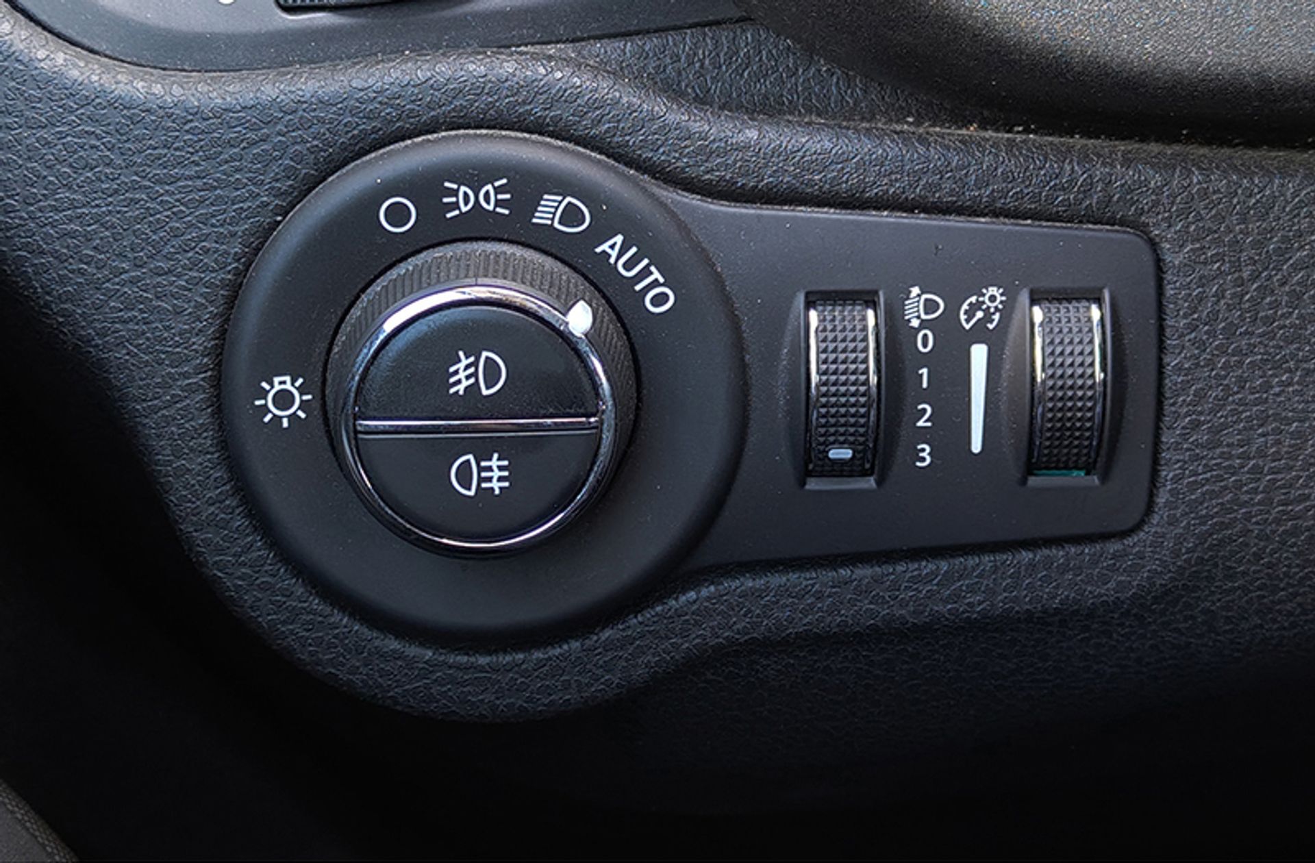 Fiat 500X 1.6 MultiJet Cross 4x2 - foto 22