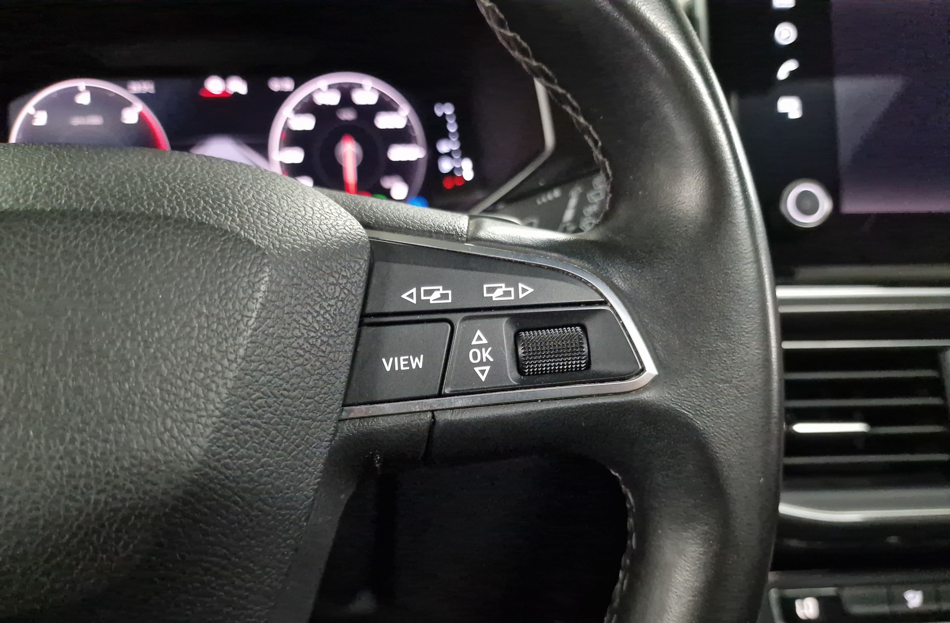 SEAT Tarraco 2.0 TDI Xcellence 4Drive DSG - foto 32