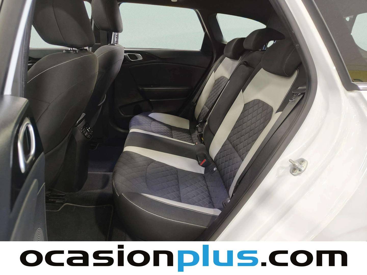 Foto asientos traseros KIA Ceed Tourer KIA Ceed Tourer 1.6 CRDi GT Line DCT (136 CV)