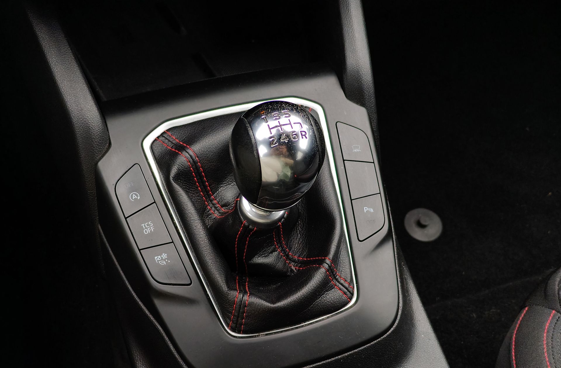 Ford Focus 1.0 EcoBoost ST-Line - foto 6