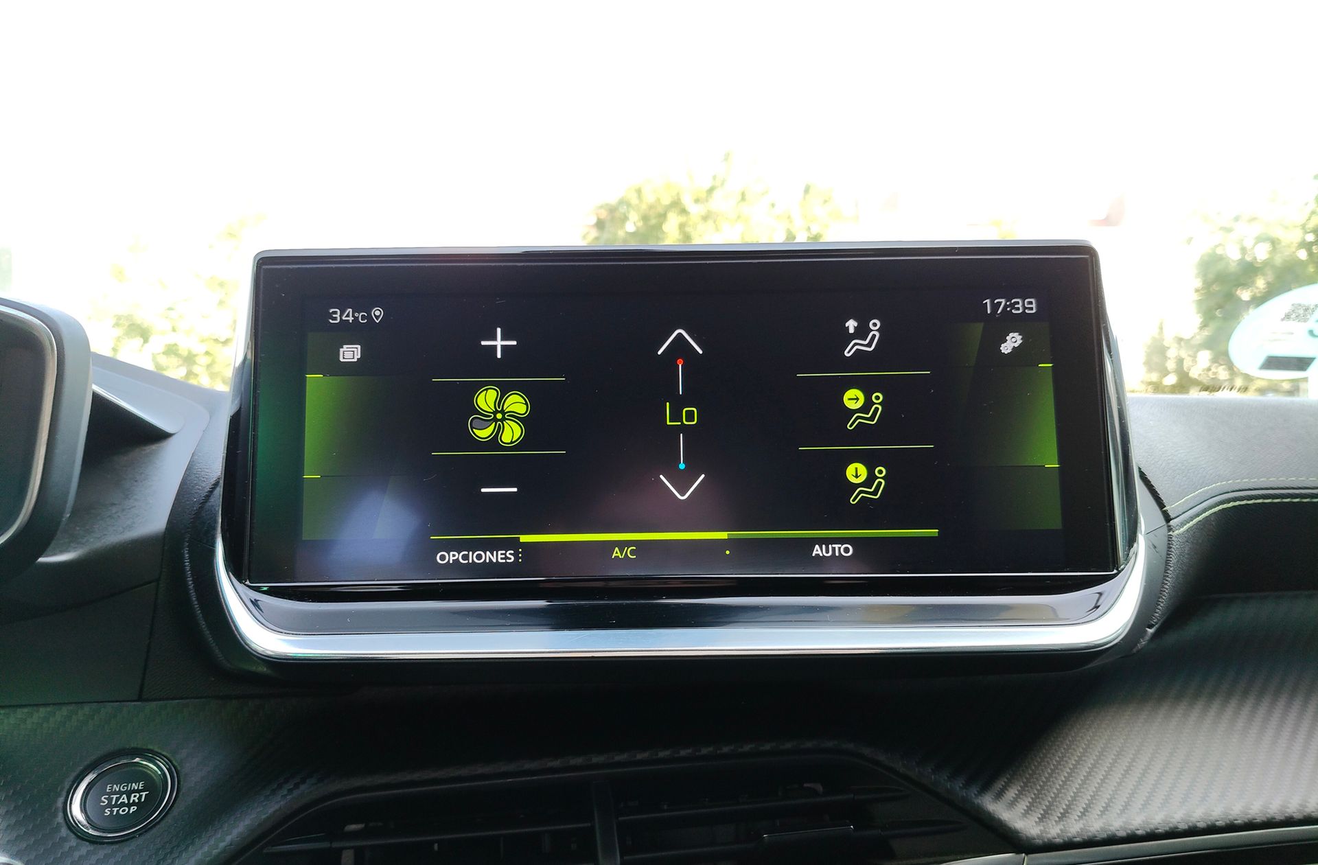 Peugeot 2008 PureTech 130 GT Line - foto 34