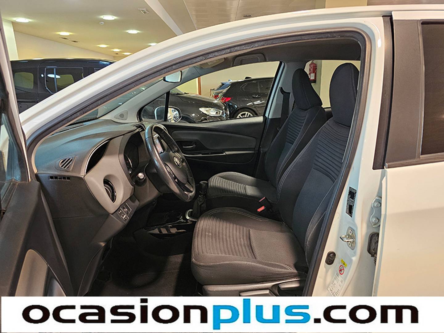 Foto Toyota Yaris Toyota Yaris 1.3 100 Feel (99 CV)