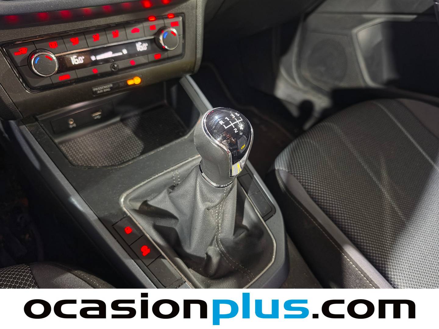 Seat Arona Seat Arona 1.6 TDI Ecomotive S&S Style (95 CV) de segunda mano