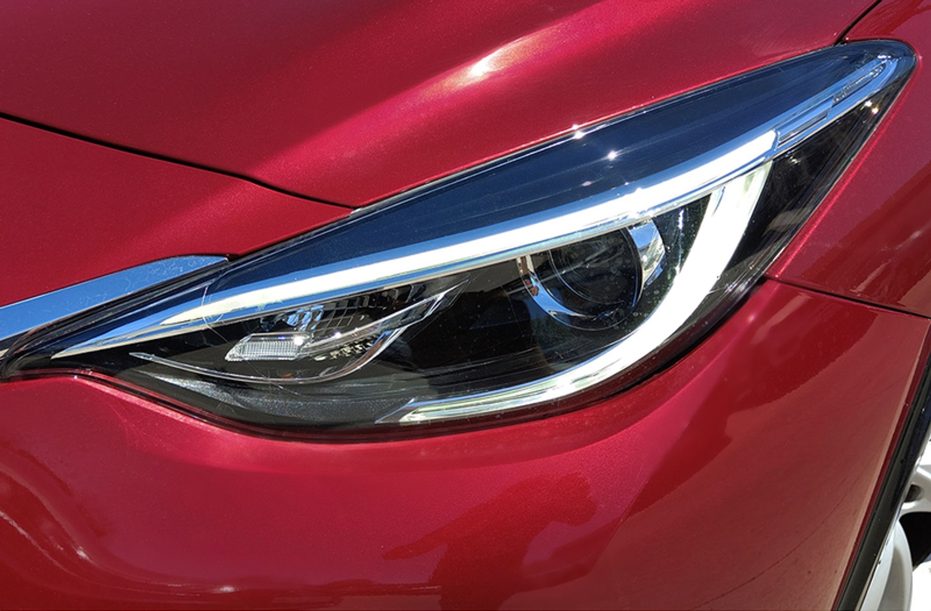 Infiniti Q30 2.2D Premium 7DCT - foto 14