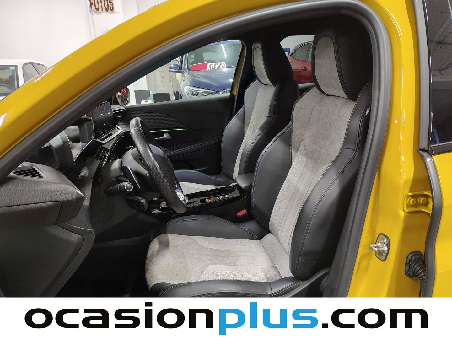 Foto Peugeot 208 Peugeot 208 PureTech 100 GT Pack EAT8 (100 CV)