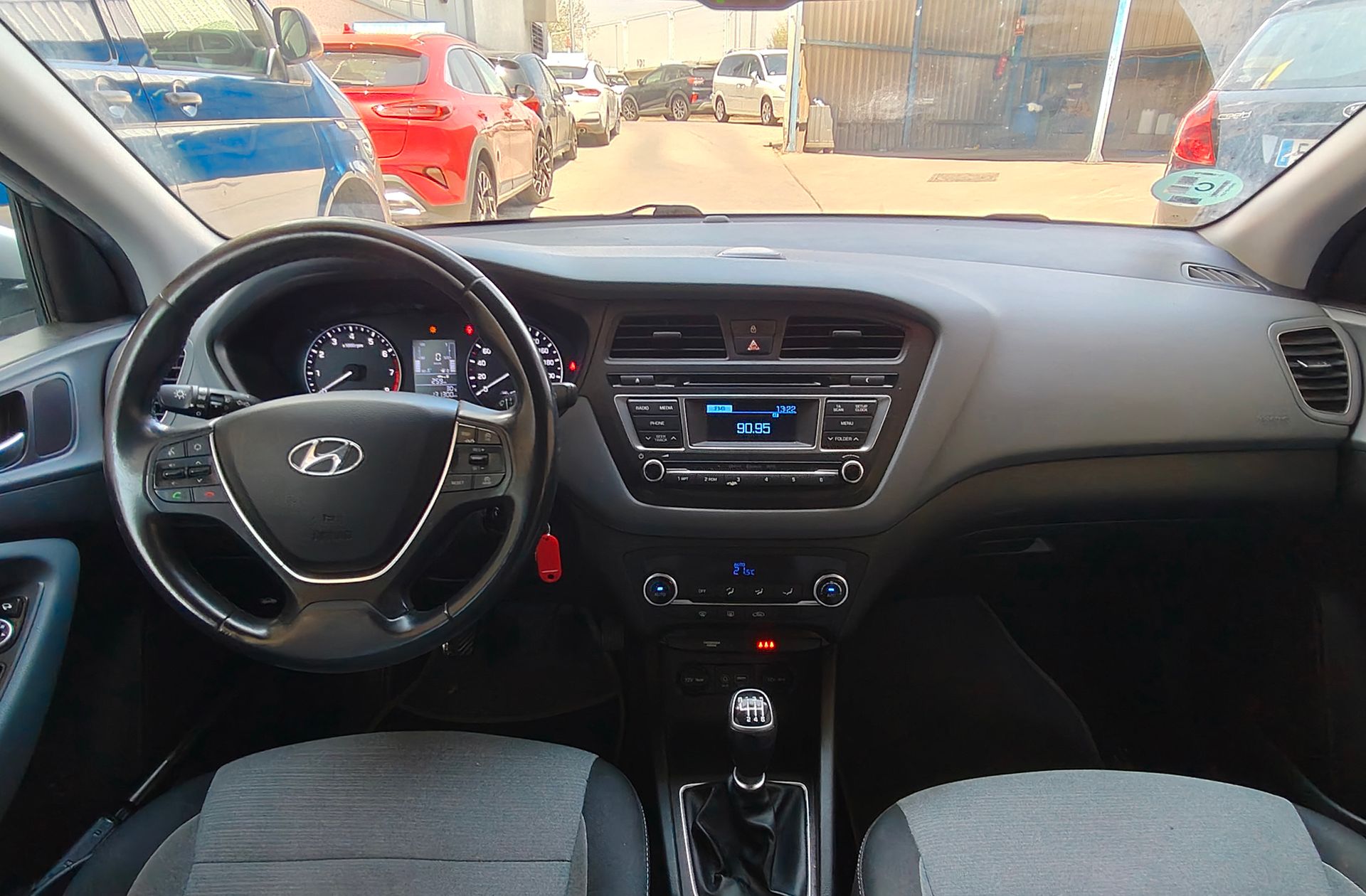 Hyundai i20 1.4 MPI Tecno - foto 6