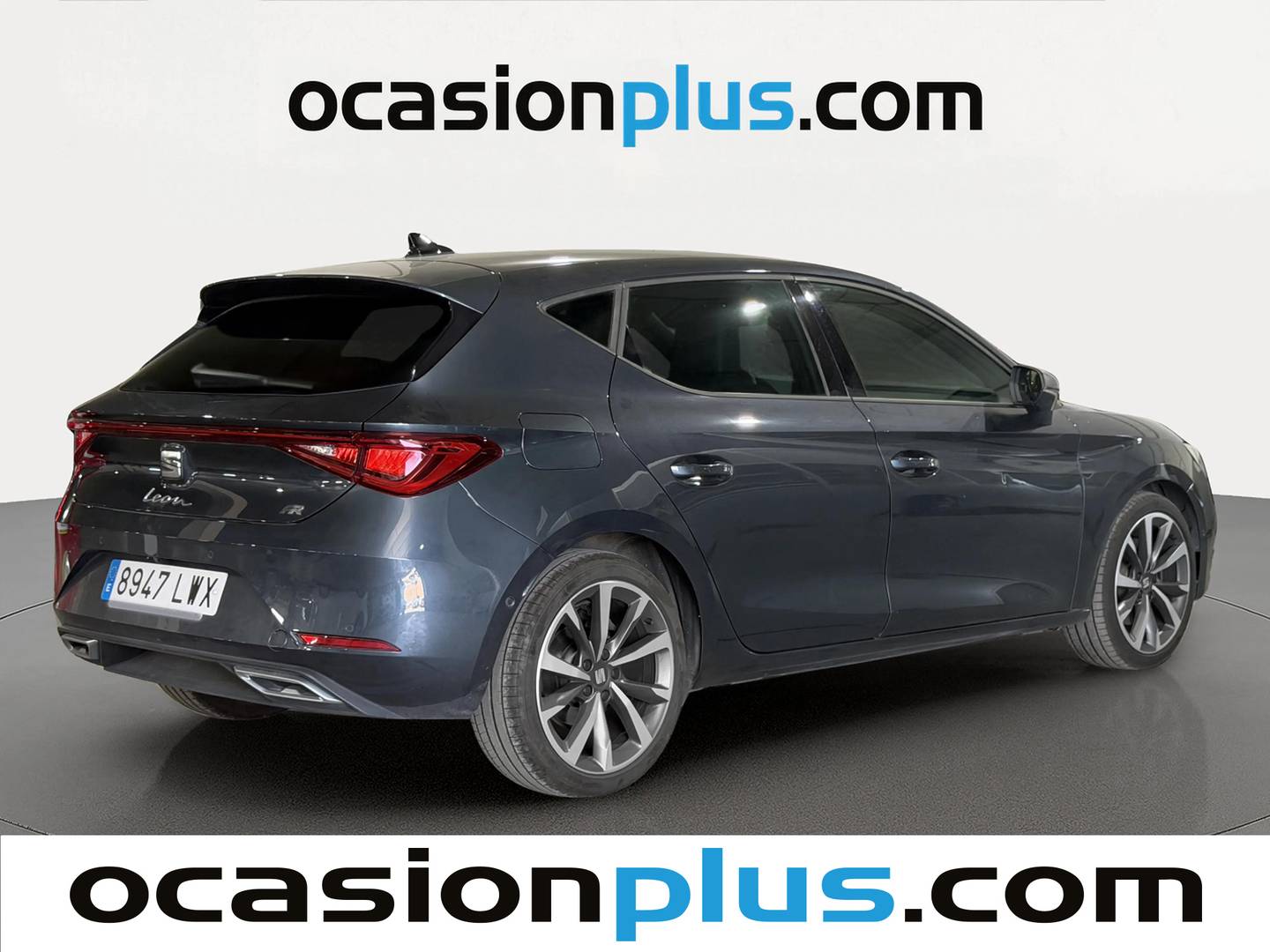 Foto trasera Seat León Seat León 1.5 eTSI S&S FR Go L DSG (150 CV) derecha