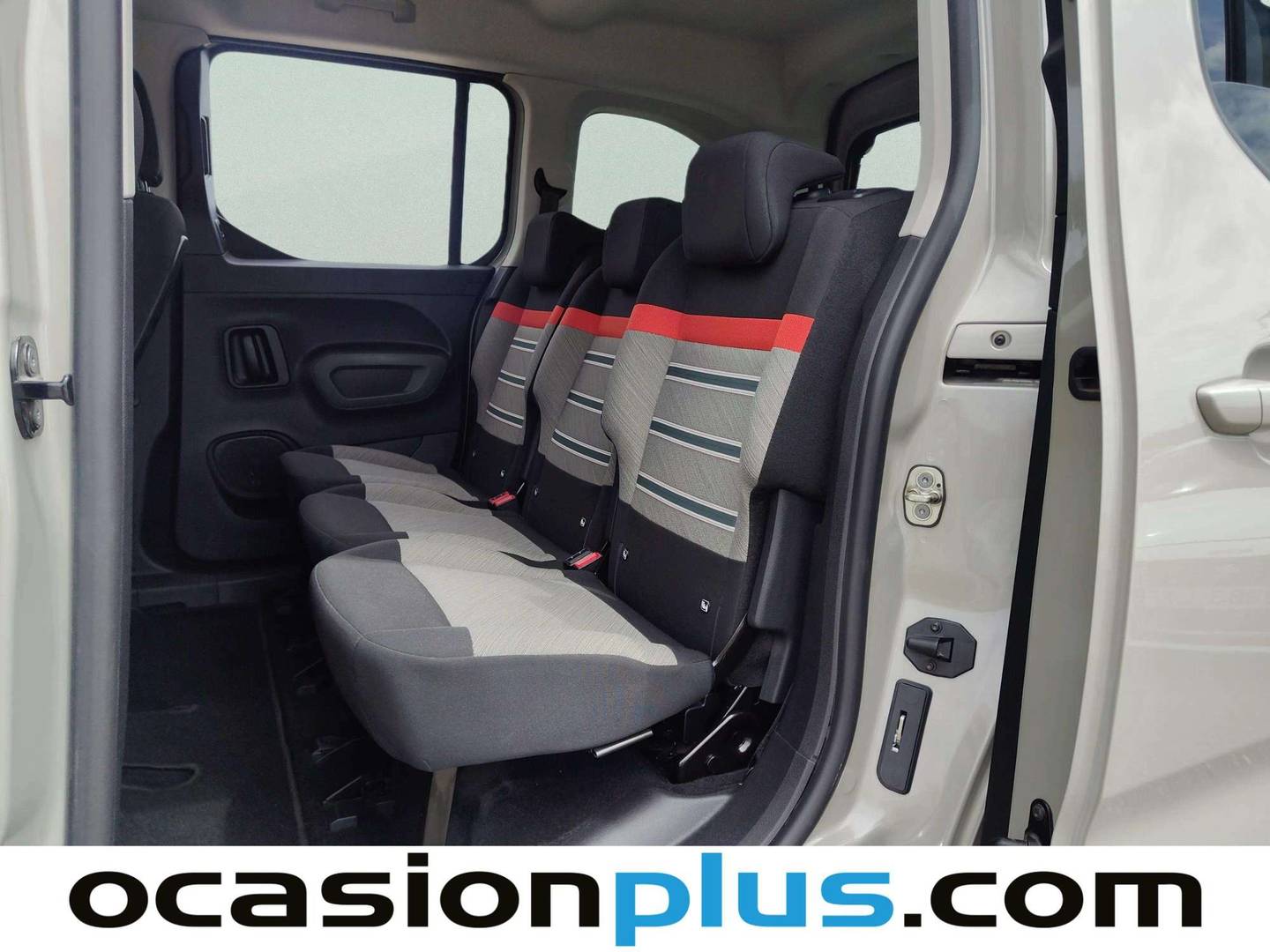 Foto asientos traseros Citroën Berlingo Citroën Berlingo BlueHDi 130 S&S Talla M Shine (130 CV)