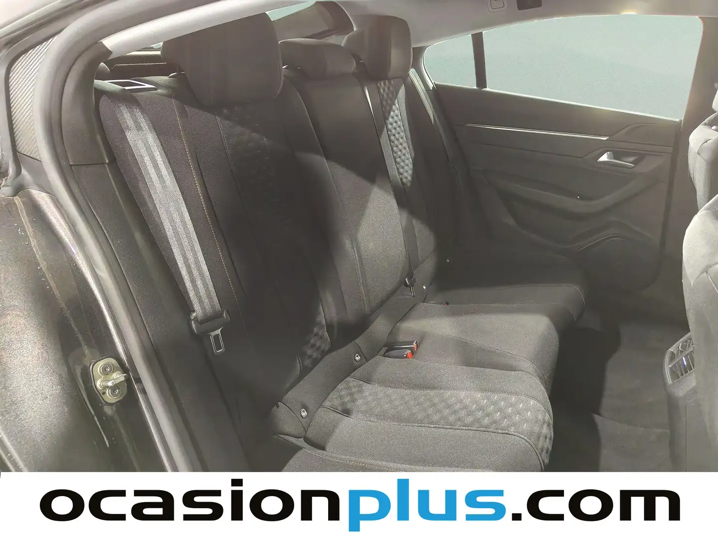 Foto Peugeot 508 Peugeot 508 PureTech 130 Active Pack EAT8 (130 CV)