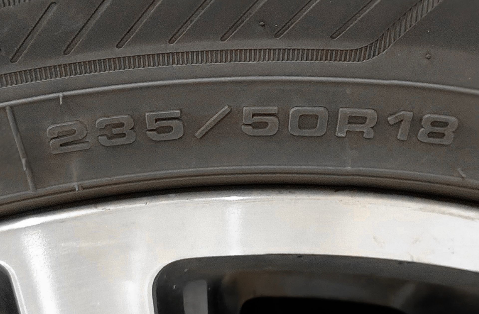 Ford Kuga 1.5 EcoBoost ST-Line 4x2 - foto 44