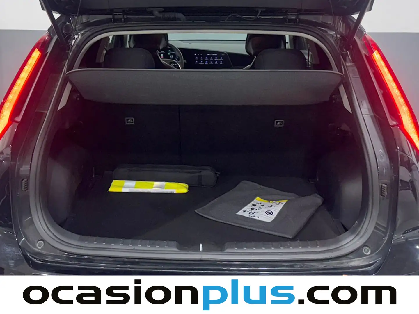 Foto KIA Niro Kia Niro 1.6 GDi HEV Concept (129 CV)