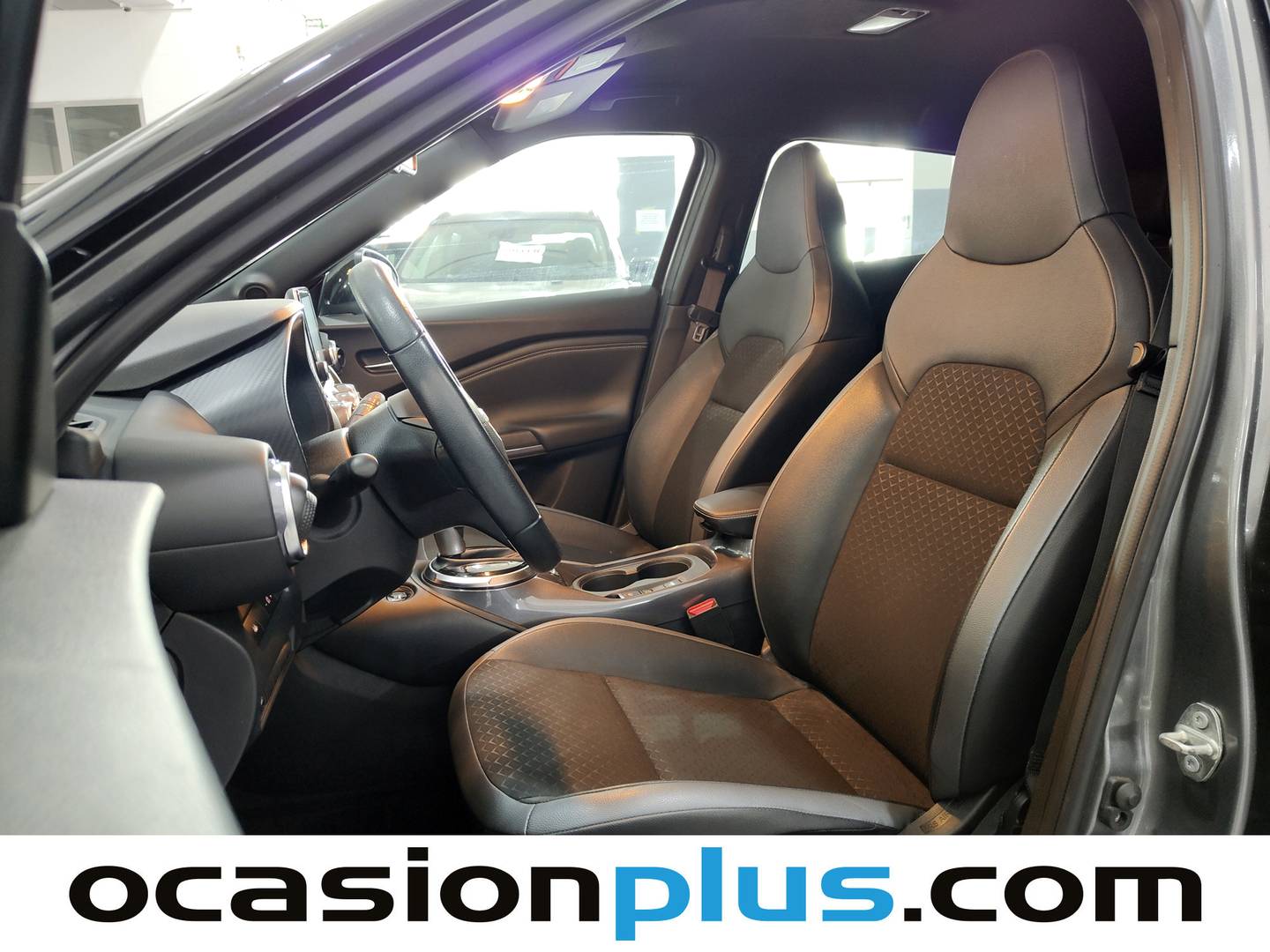 Foto asientos delanteros Nissan JUKE Nissan Juke 1.6 Hybrid N-Connecta Auto (143 CV)
