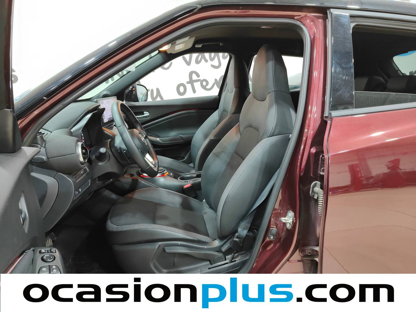 Foto Nissan JUKE Nissan Juke DIG-T N-Connecta 4x2 DCT (114 CV)