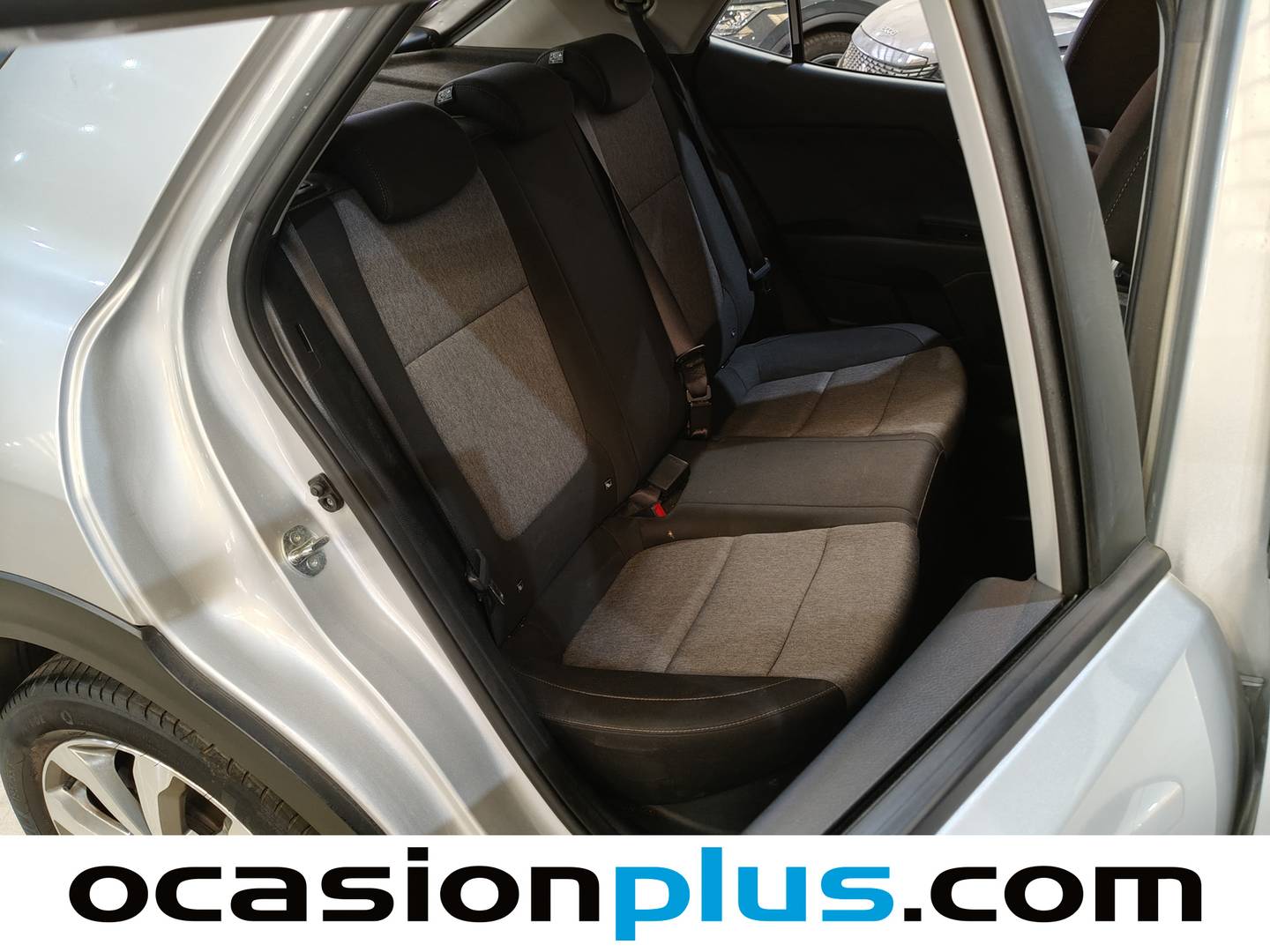 Foto asientos traseros KIA Stonic KIA Stonic 1.0 T-GDi Drive (100 CV)