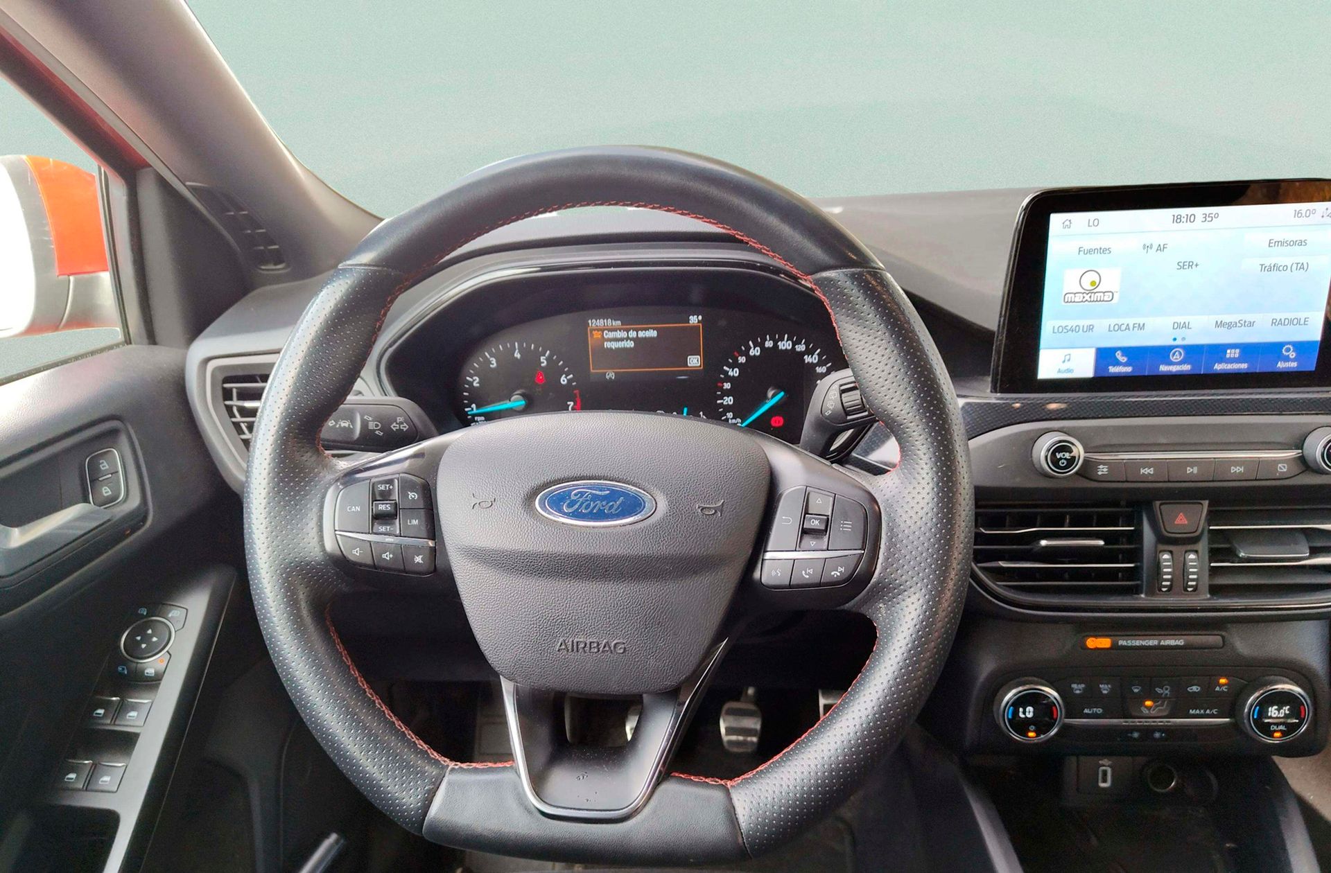Ford Focus 1.0 EcoBoost MHEV ST-Line - foto 23