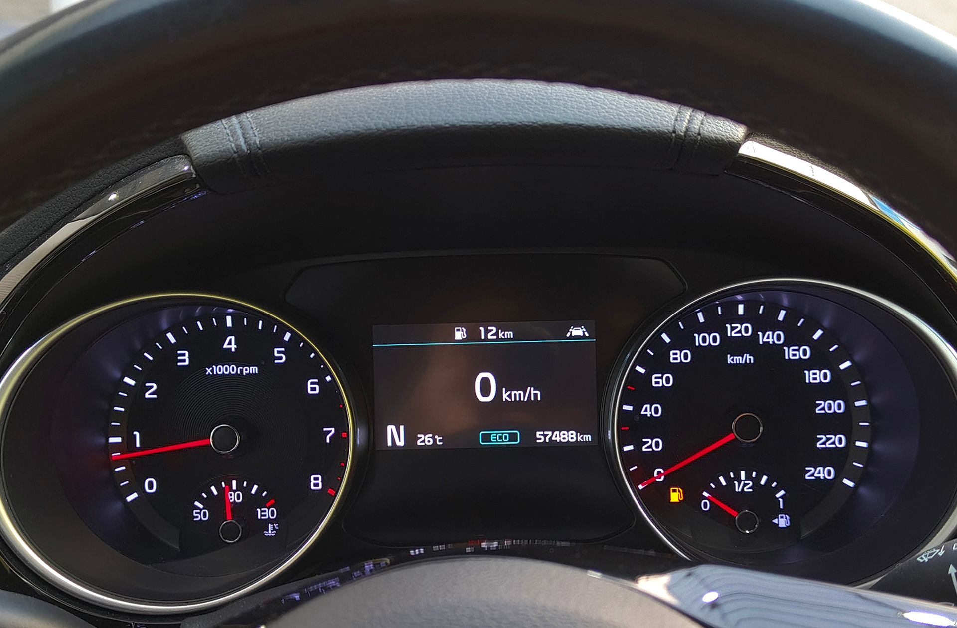 Kia XCeed 1.5 MHEV iMT Tech - foto 28