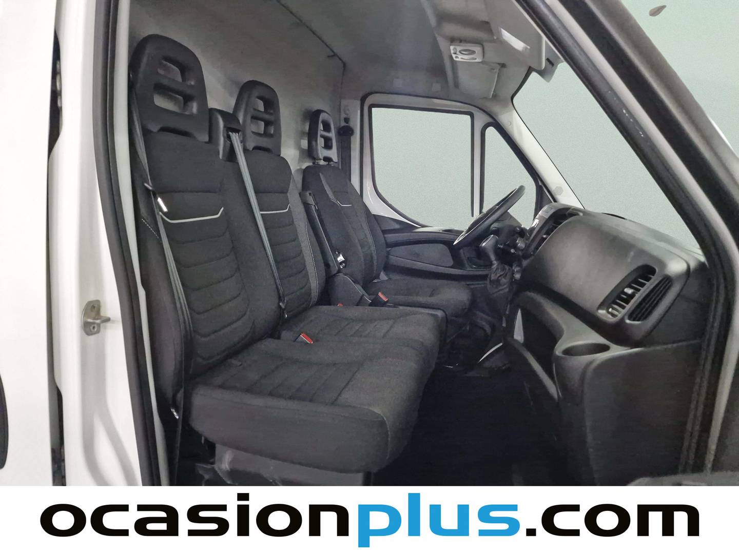 Fotos maletero Iveco Daily Iveco Daily Furgon 35S 16H V 3520/H2 (156 CV) 3 Plazas