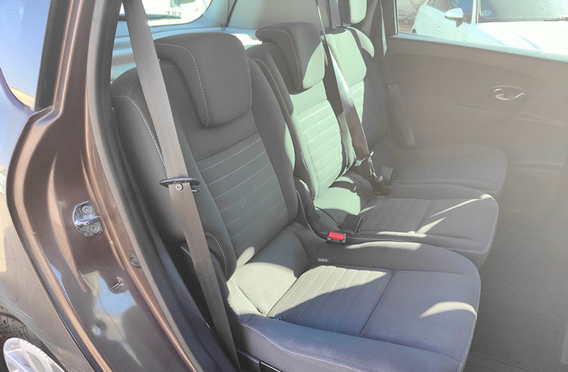 Renault Scénic Limited dCi EDC - foto 13