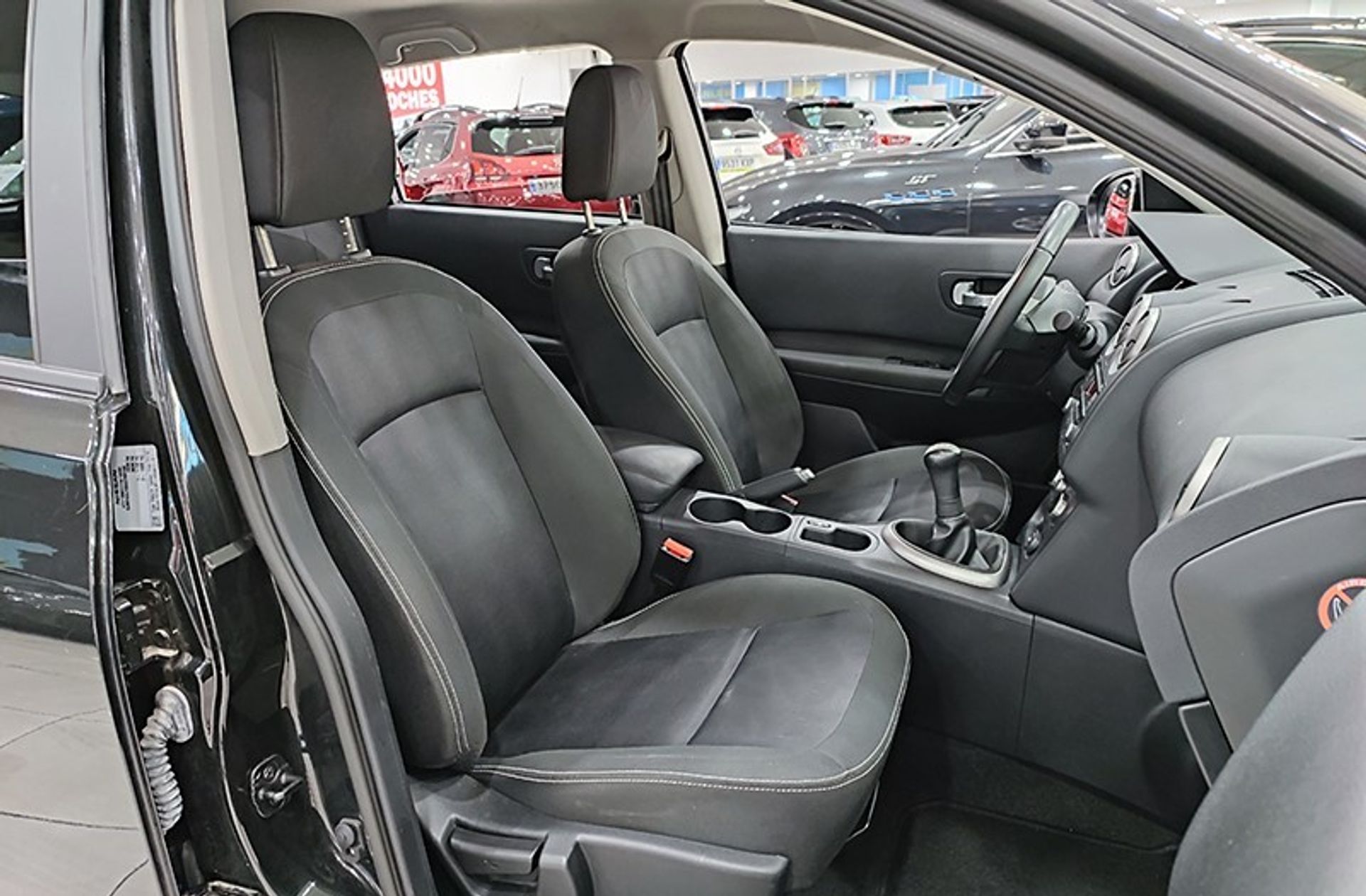 Nissan Qashqai 1.6 Acenta 4x2 - foto 17