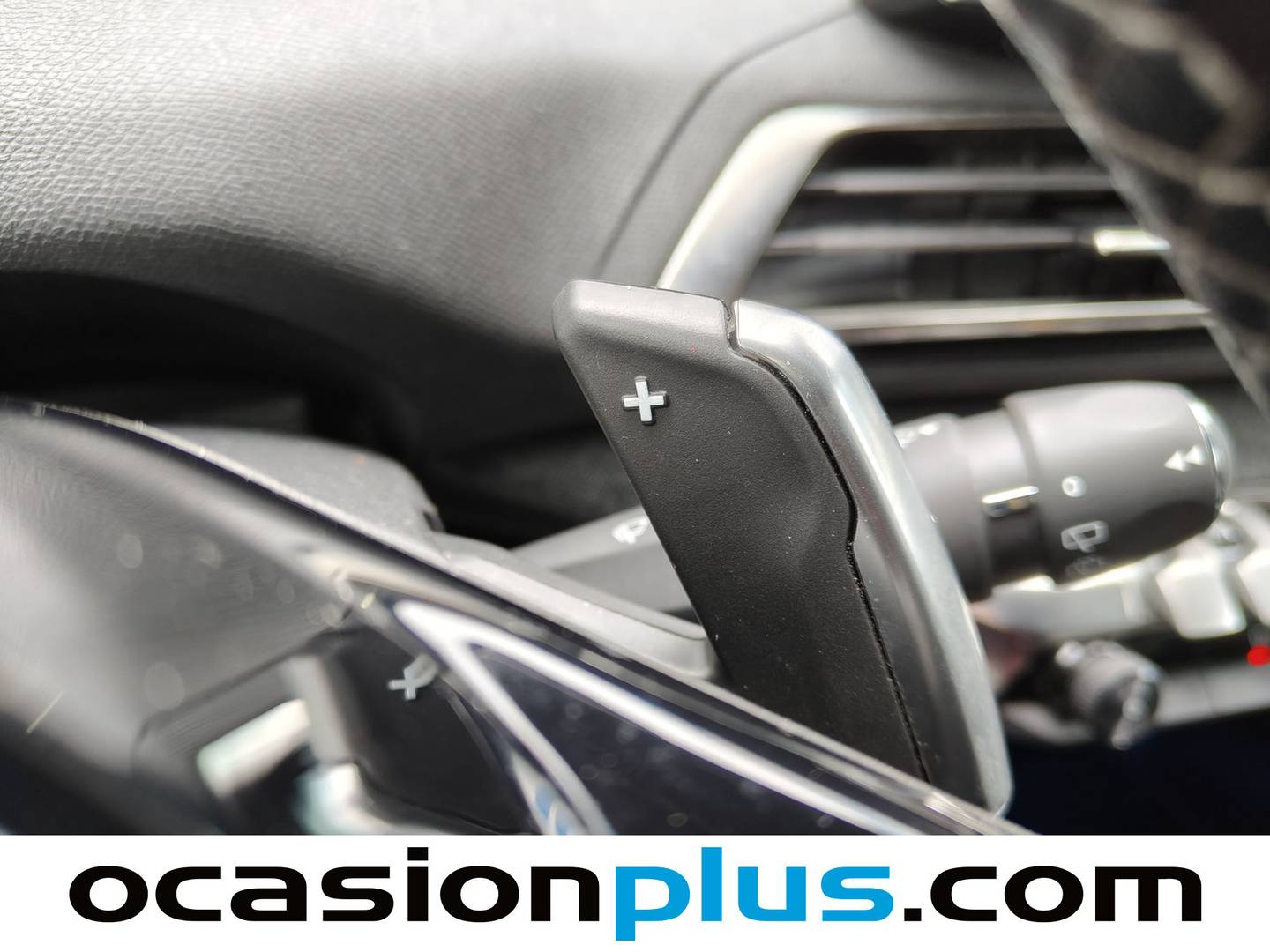 Foto Peugeot 5008 Peugeot 5008 PureTech 130 S&S Allure Pack EAT8 (130 CV) 7 Plazas