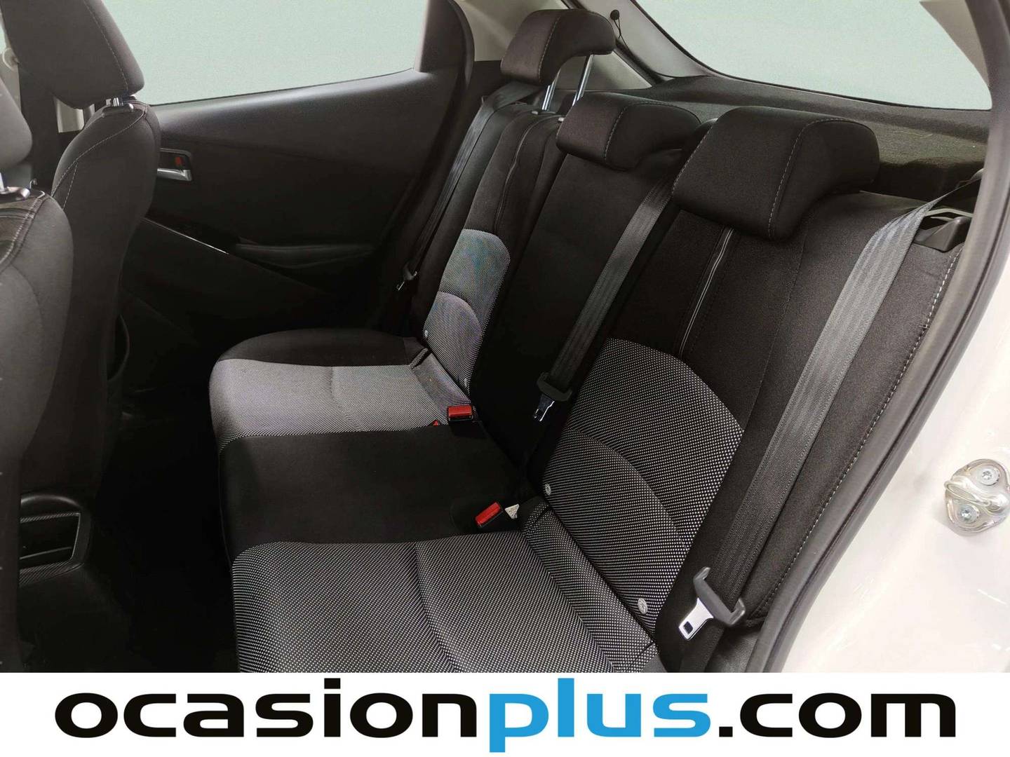 Foto asientos traseros Mazda Mazda2 Mazda Mazda 2 1.5 DE Luxury (105 CV)