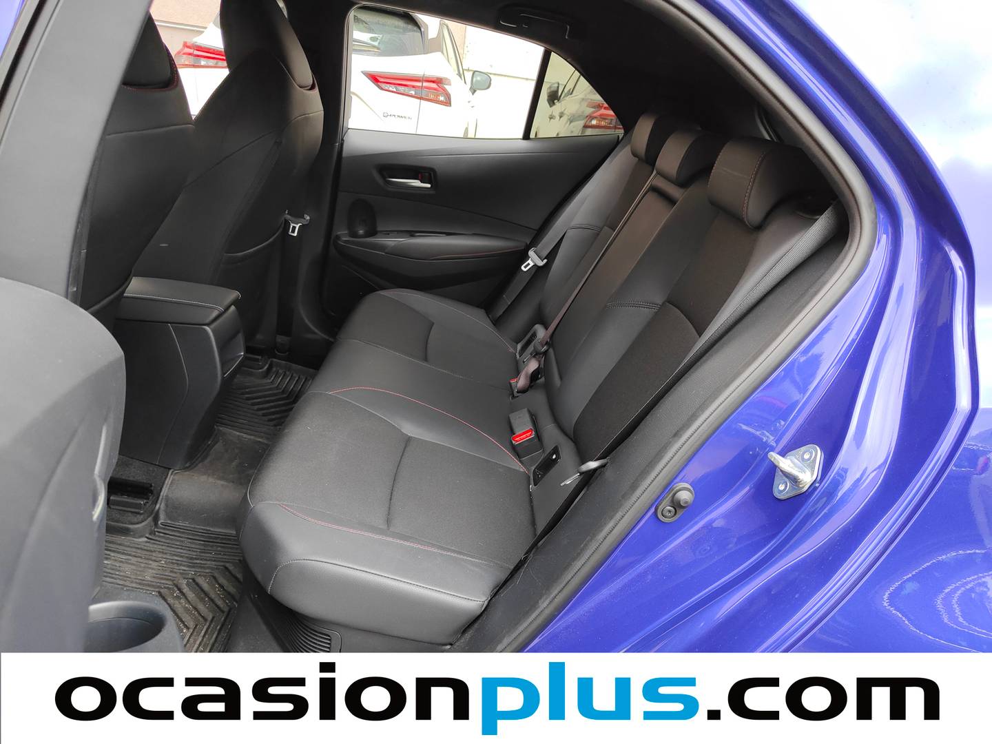 Foto asientos traseros Toyota Corolla Toyota Corolla 140H GR-Sport (140 CV)