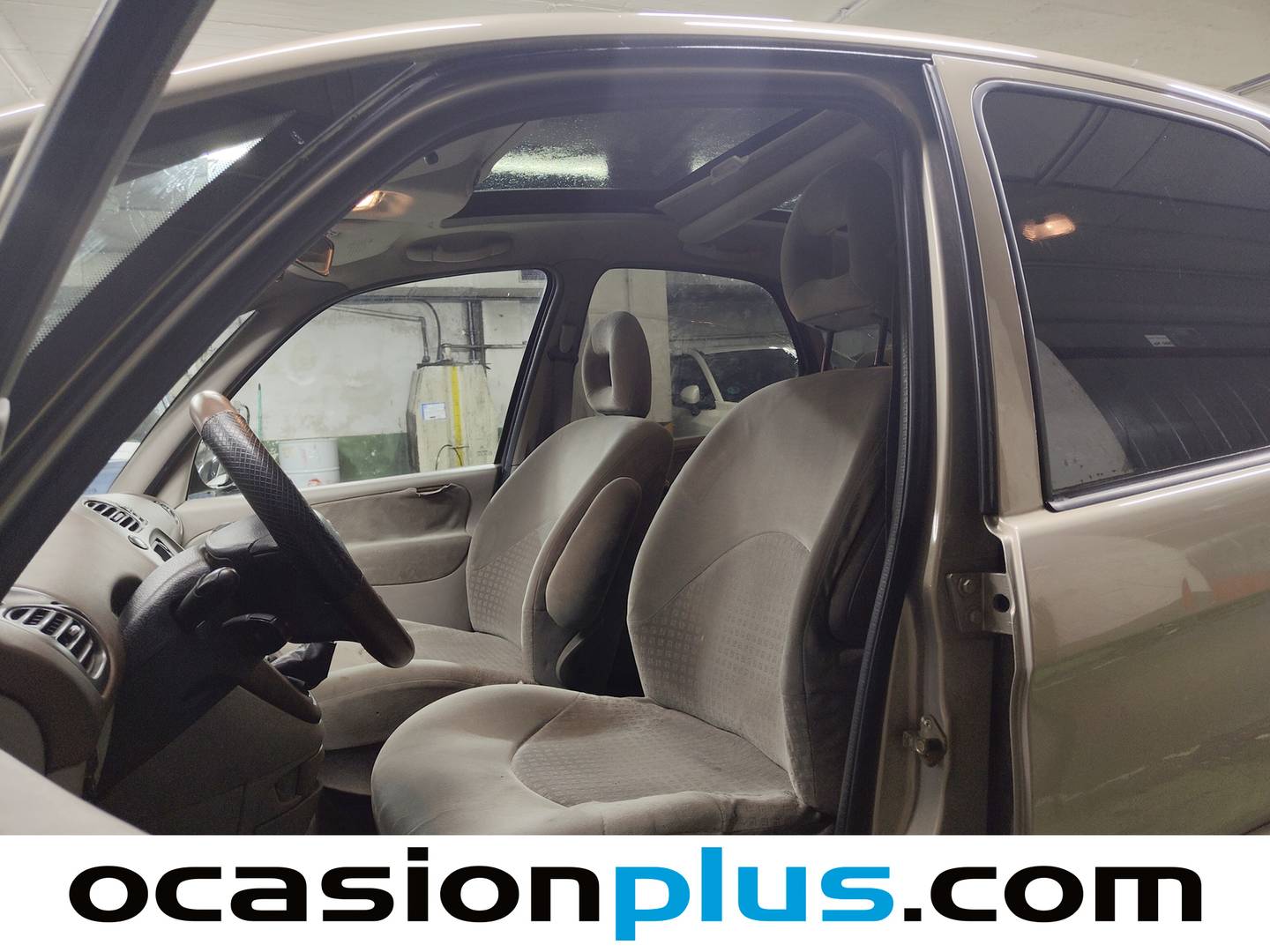 Foto asientos delanteros Citroën Xsara Picasso Citroën Xsara Picasso 2.0 HDI Exclusive (90 CV)