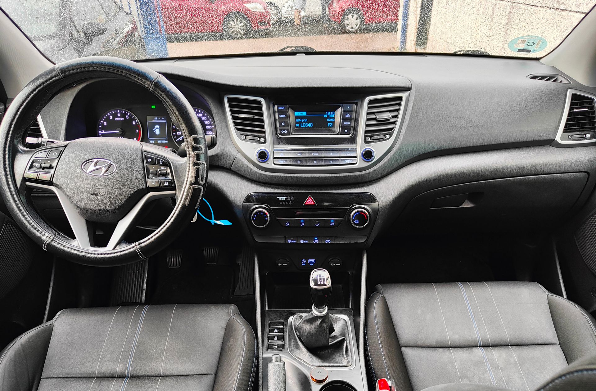 Hyundai Tucson 1.6 GDI BlueDrive Essence 4x2 - foto 6
