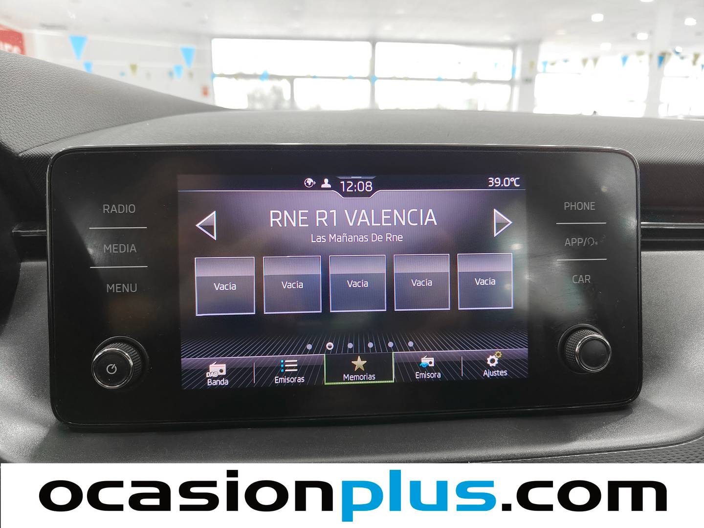 Skoda Kamiq Skoda Kamiq 1.0 TSI Ambition DSG (110 CV) gasolina