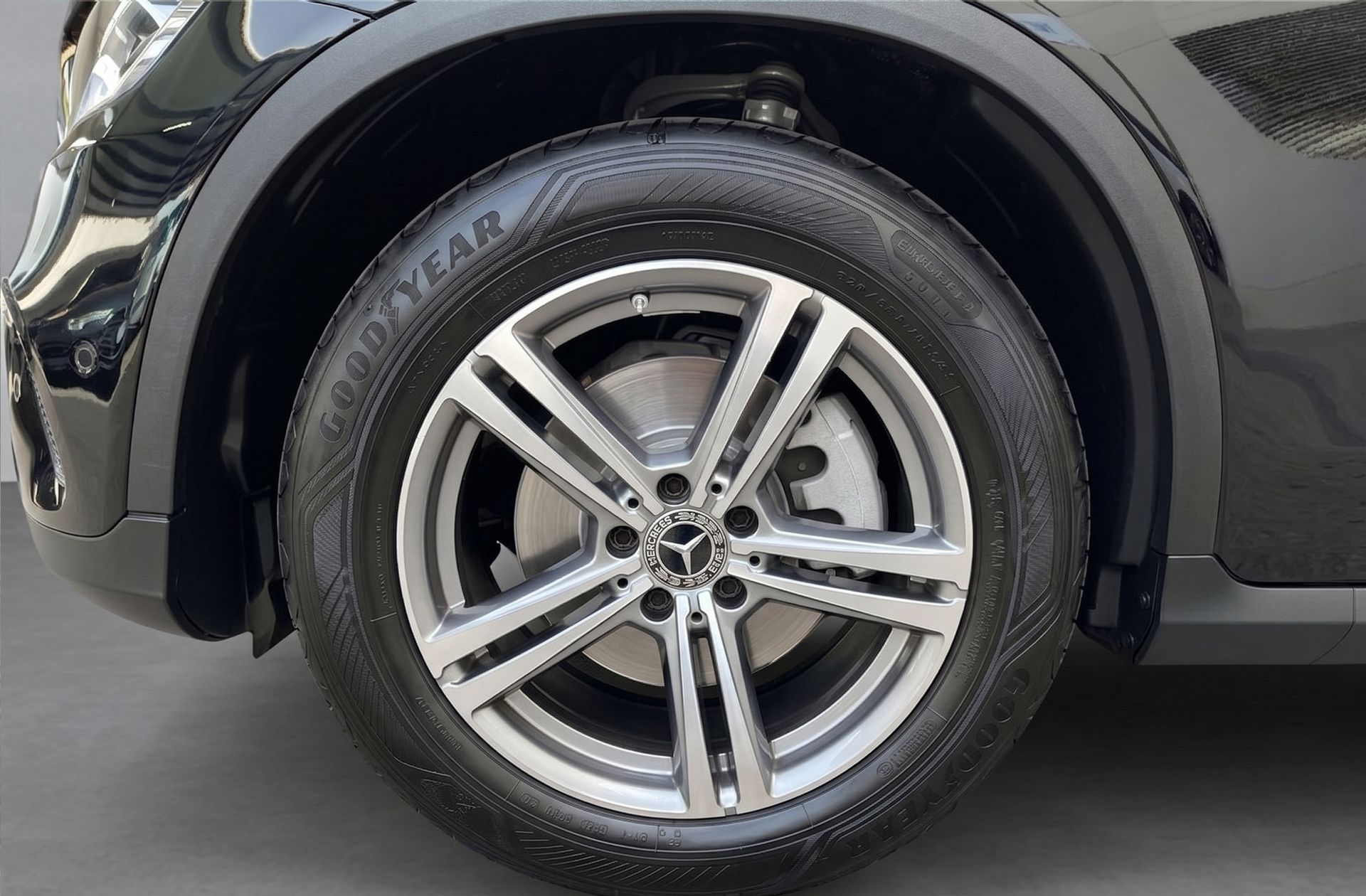 Mercedes-Benz GLC Mercedes GLC 200 d 4Matic Pack AMG - foto 39